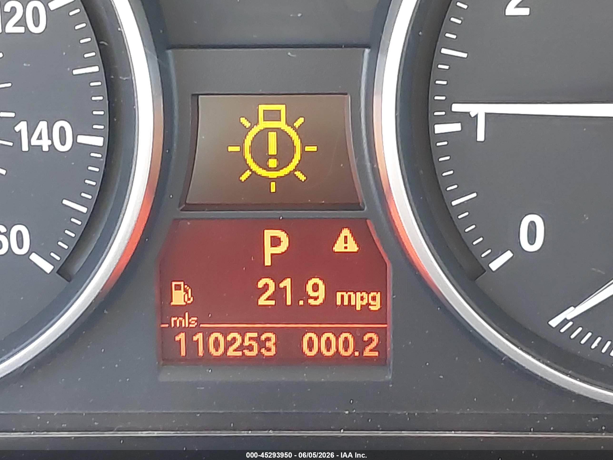 2013 Bmw X1 Xdrive28i Orange vin: WBAVL1C52DVR83778