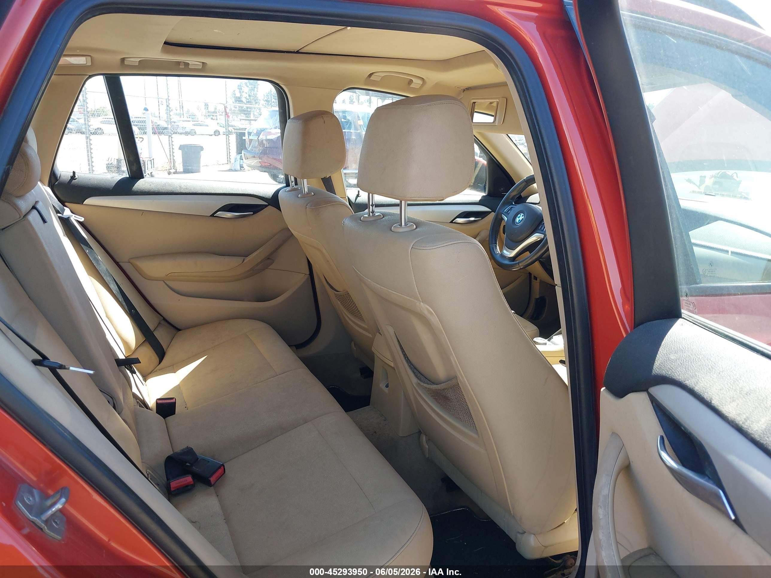 2013 Bmw X1 Xdrive28i Orange vin: WBAVL1C52DVR83778