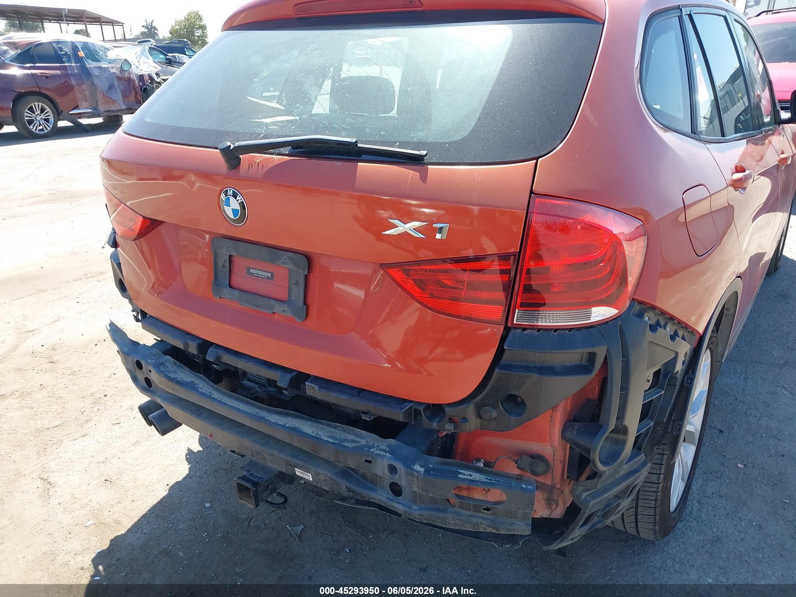 2013 Bmw X1 Xdrive28i Orange vin: WBAVL1C52DVR83778