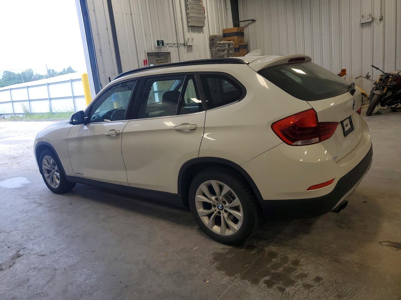 2013 Bmw X1 Xdrive28i White vin: WBAVL1C52DVR91539