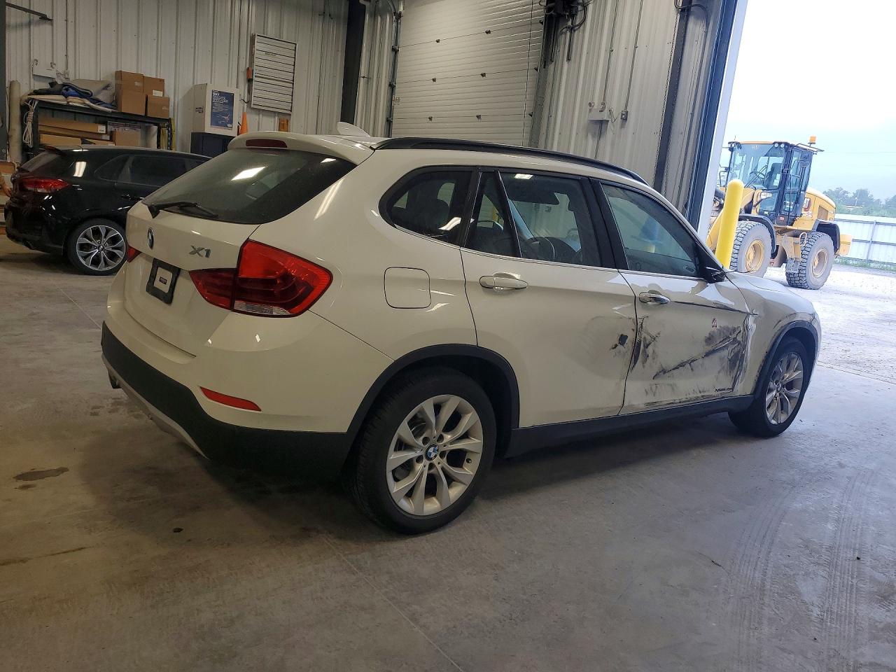 2013 Bmw X1 Xdrive28i White vin: WBAVL1C52DVR91539