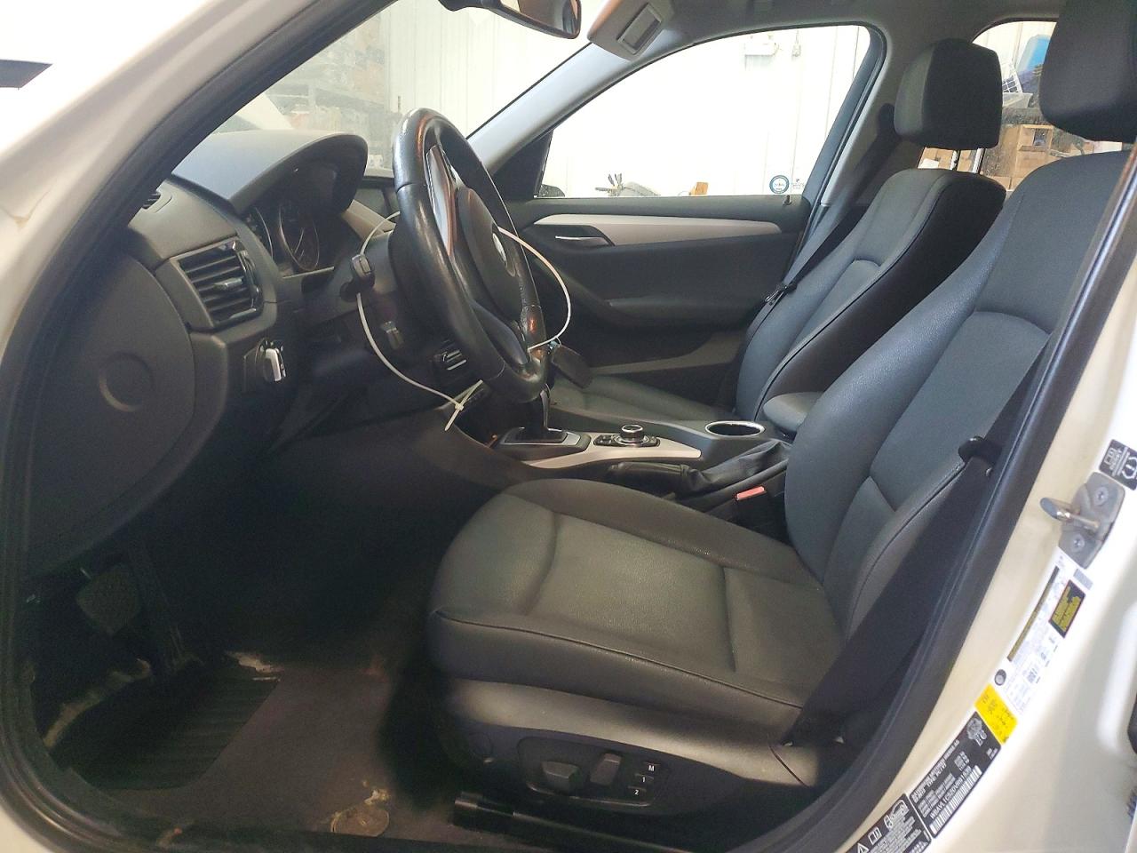 2013 Bmw X1 Xdrive28i White vin: WBAVL1C52DVR91539