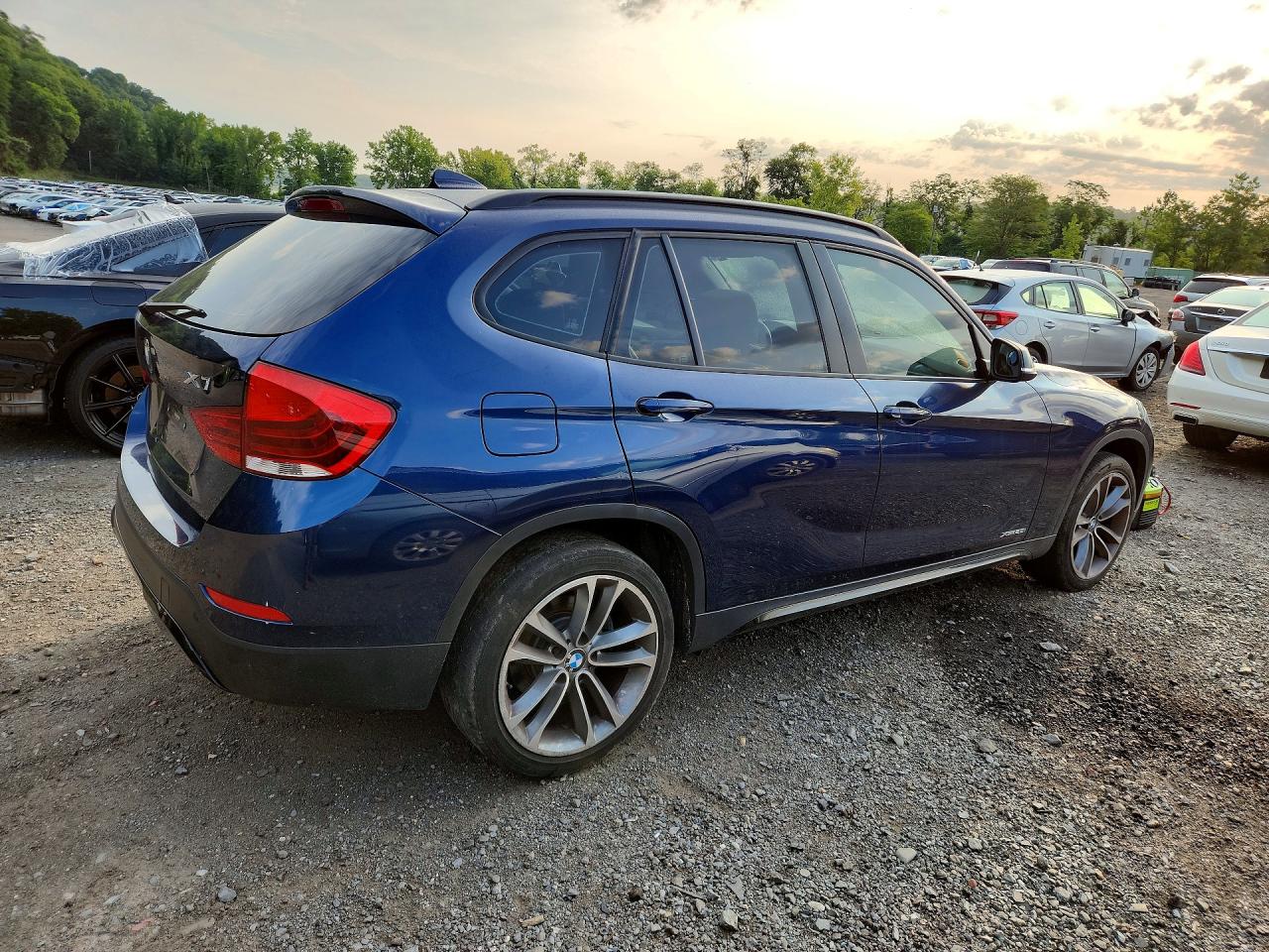 2014 Bmw X1 Xdrive28i Синий vin: WBAVL1C52EVY24020
