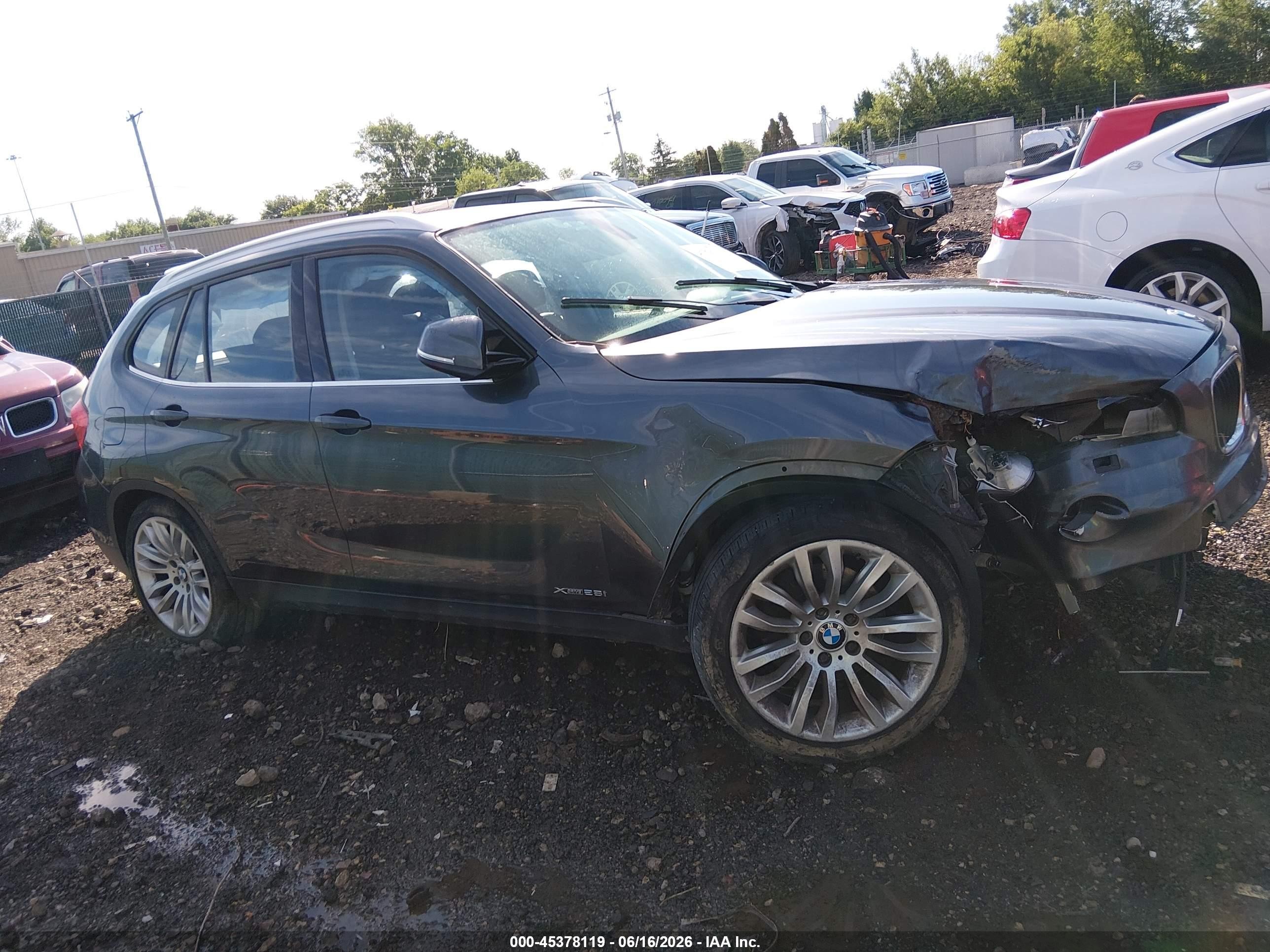 2015 Bmw X1 Xdrive28i Серый vin: WBAVL1C52FVY29803