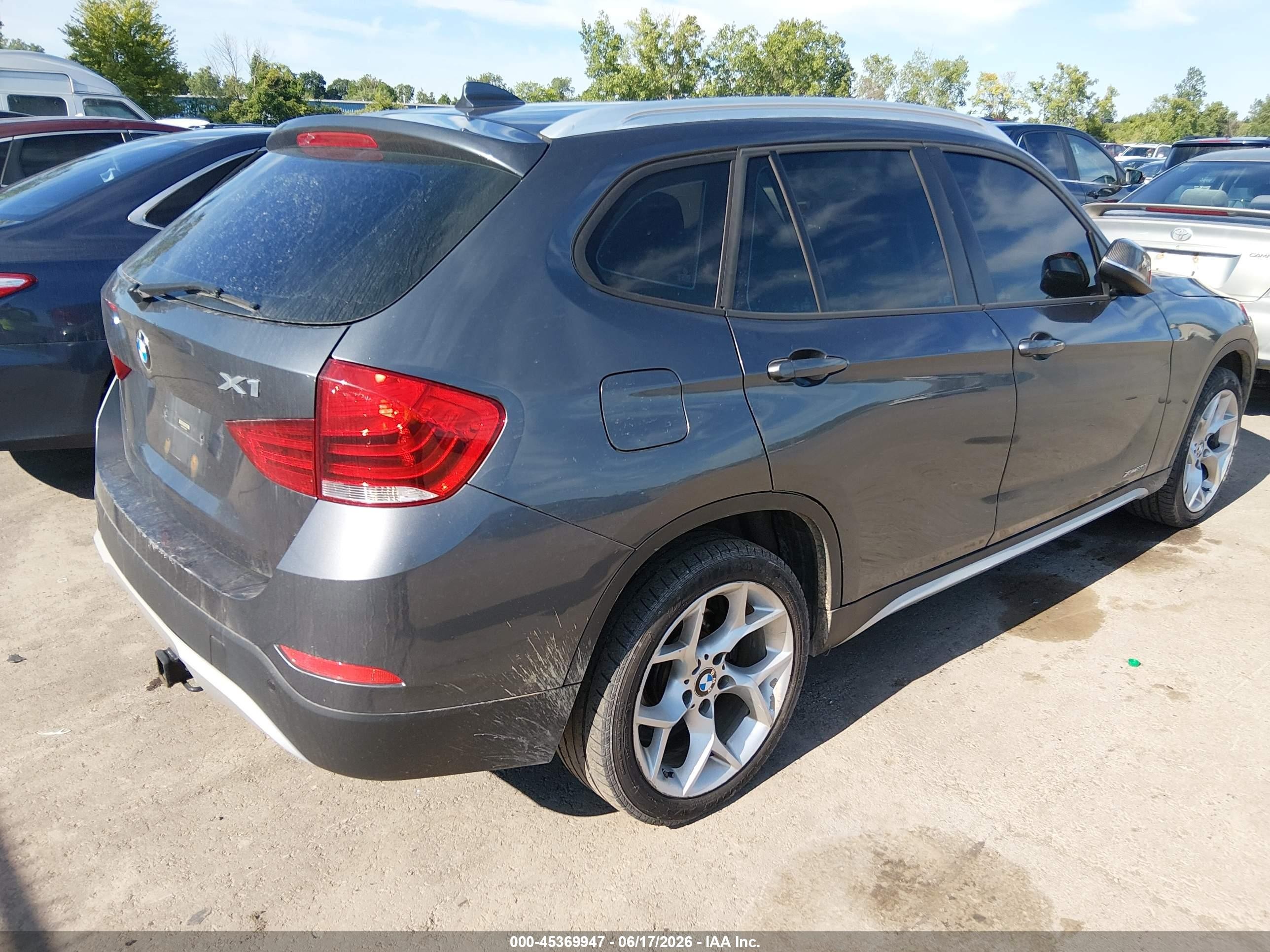 2015 Bmw X1 Xdrive28i Gray vin: WBAVL1C52FVY34063
