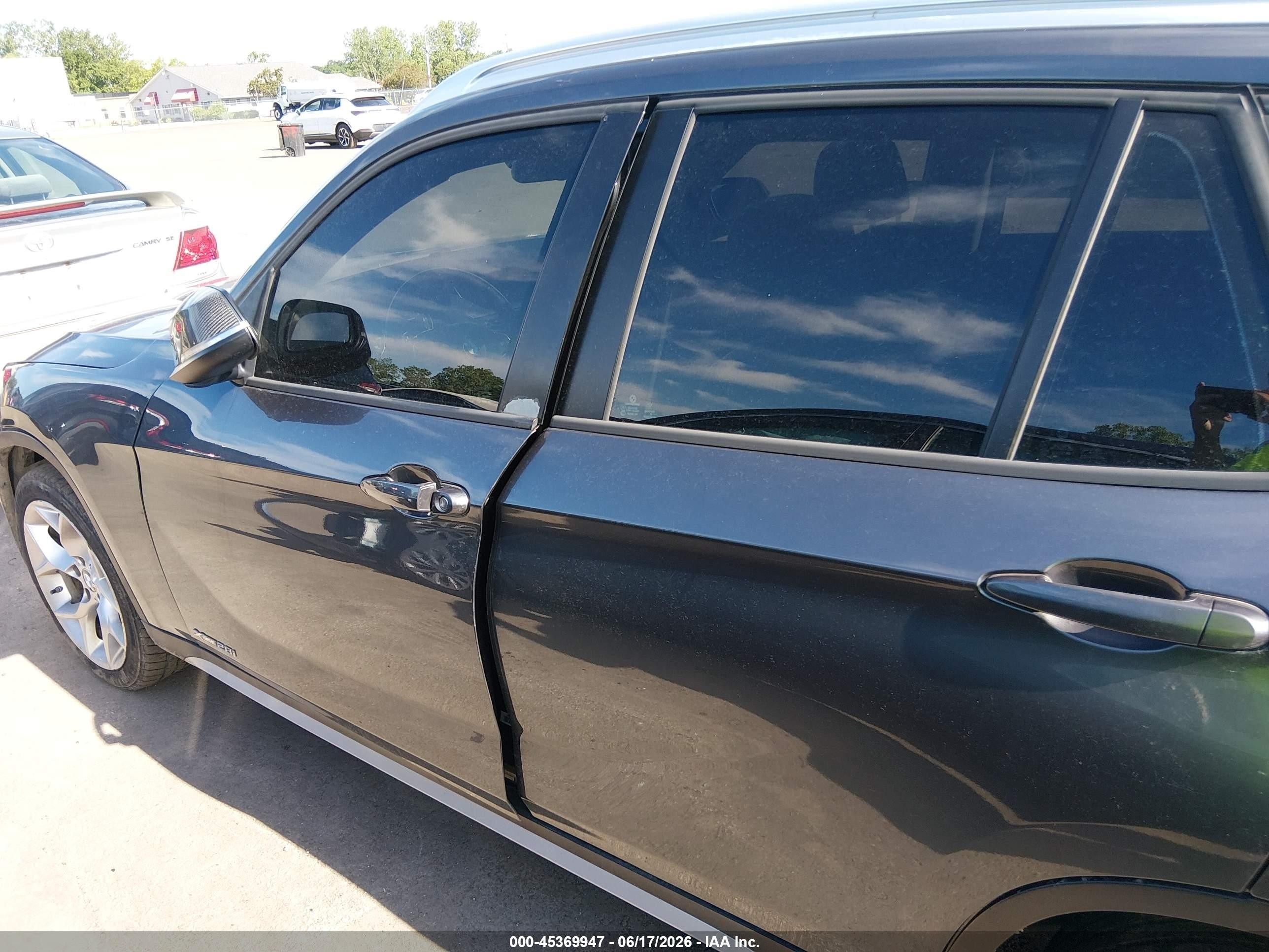 2015 Bmw X1 Xdrive28i Gray vin: WBAVL1C52FVY34063