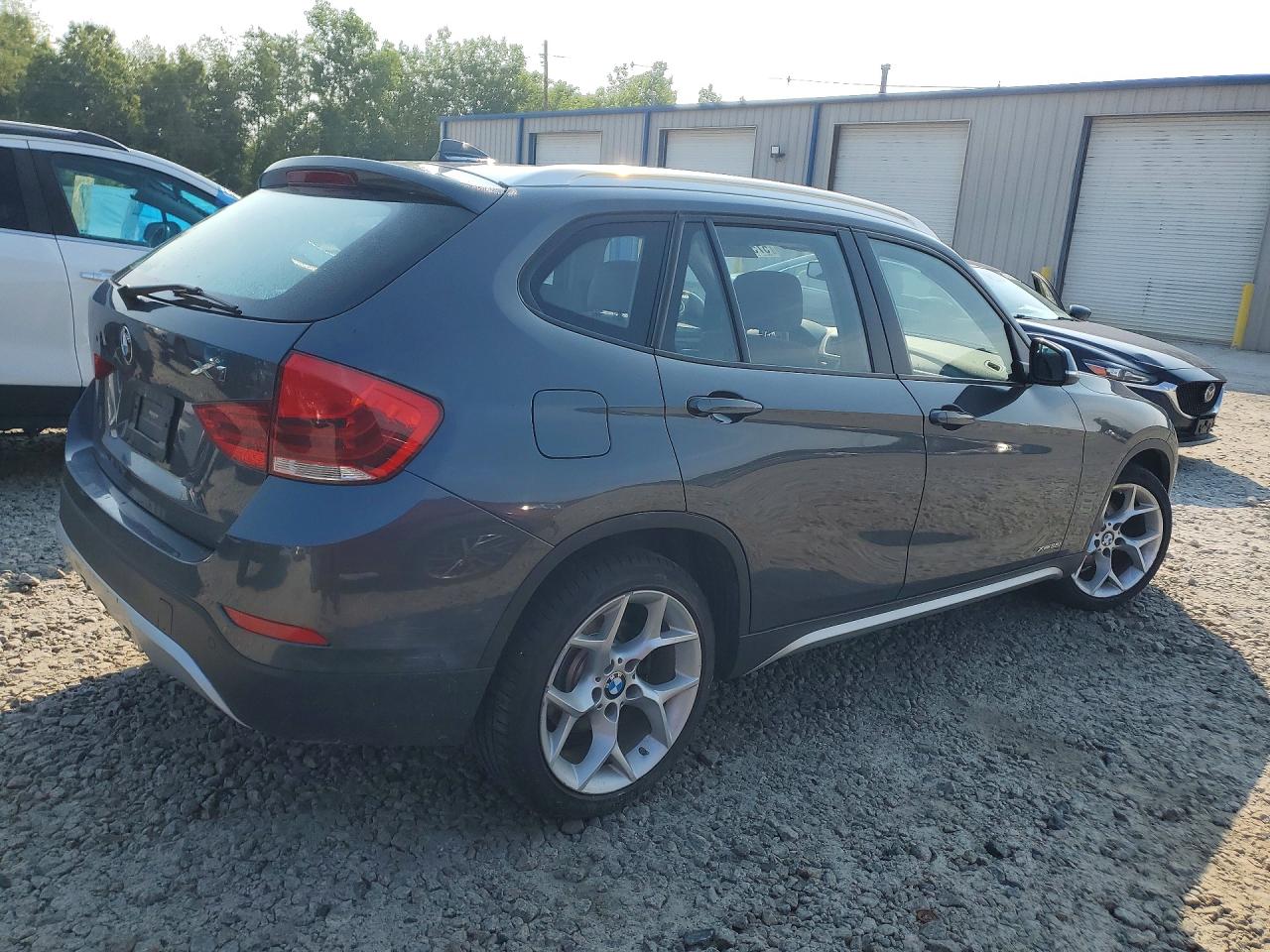 2015 Bmw X1 Xdrive28i Gray vin: WBAVL1C52FVY36234