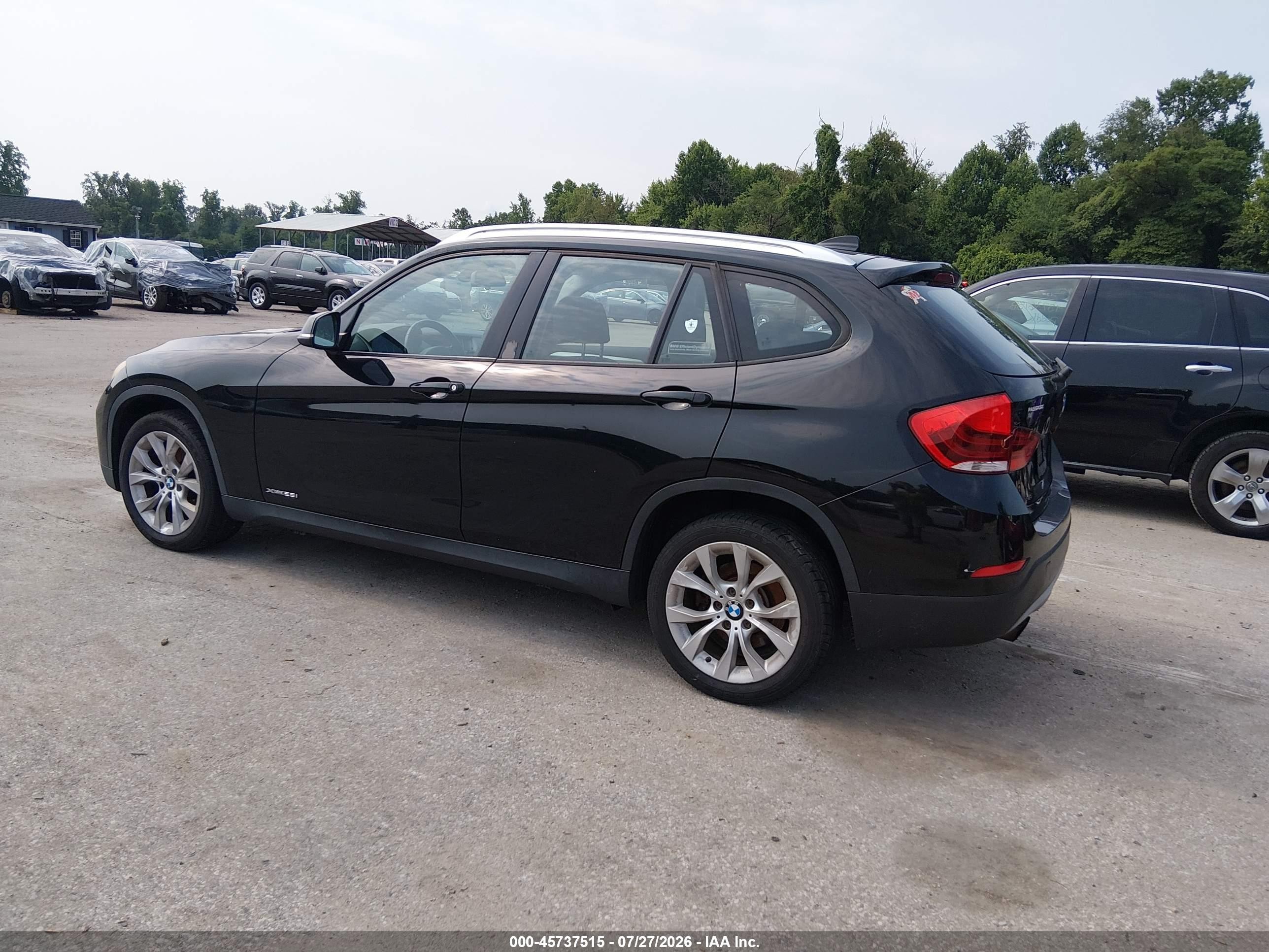 2013 Bmw X1 Xdrive28i Черный vin: WBAVL1C53DVR90254