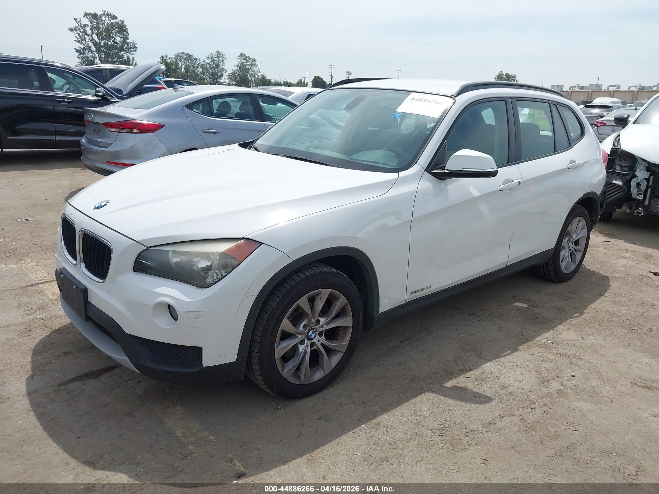 2014 Bmw X1 Xdrive28i White vin: WBAVL1C53EVR94001