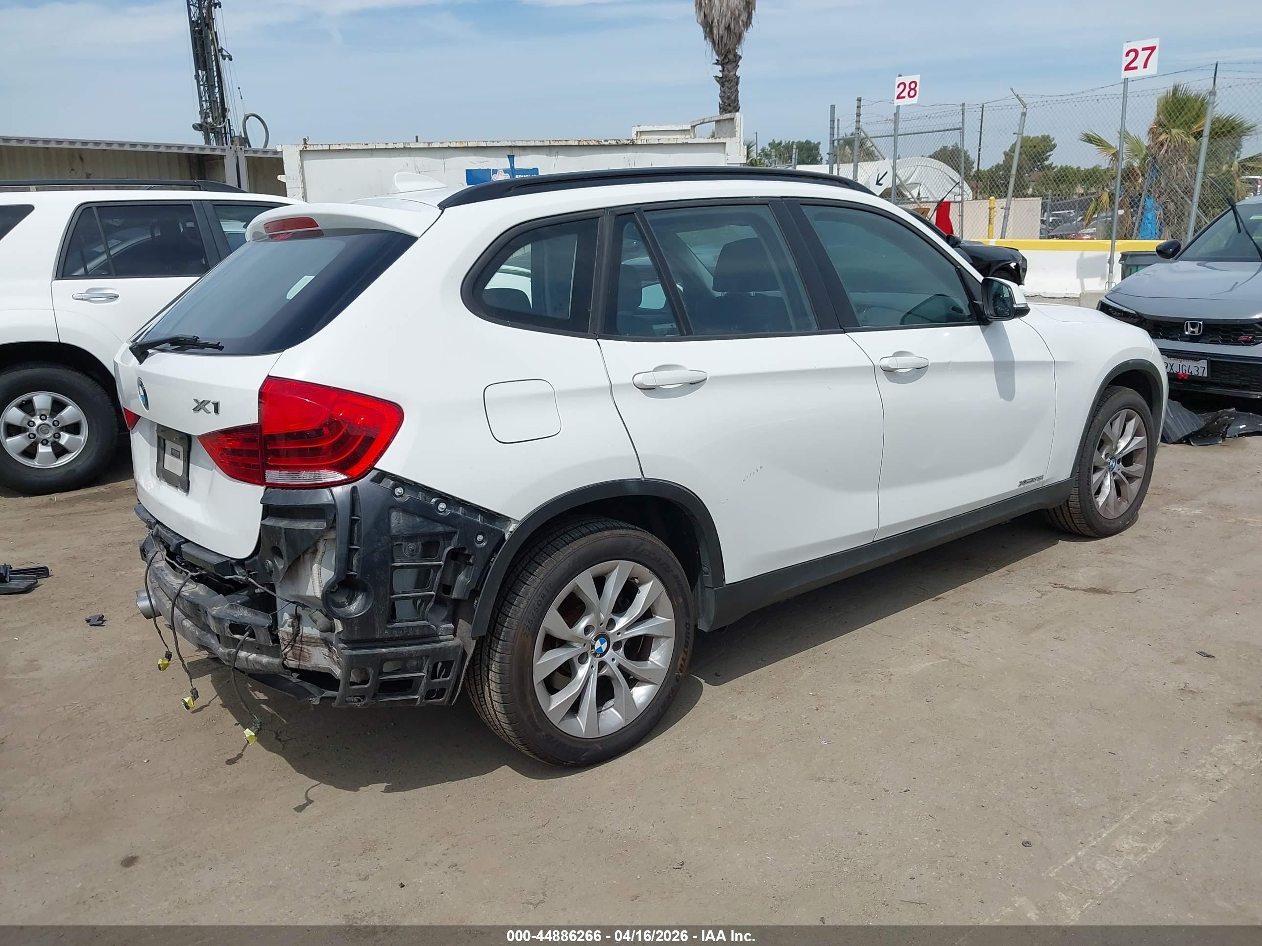 2014 Bmw X1 Xdrive28i White vin: WBAVL1C53EVR94001