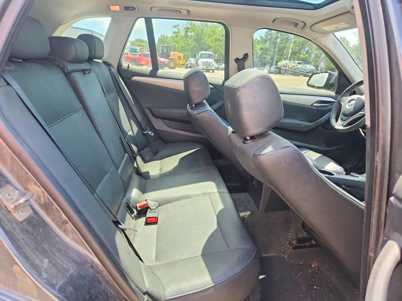 2014 Bmw X1 Xdrive28i Угольный vin: WBAVL1C53EVR94368