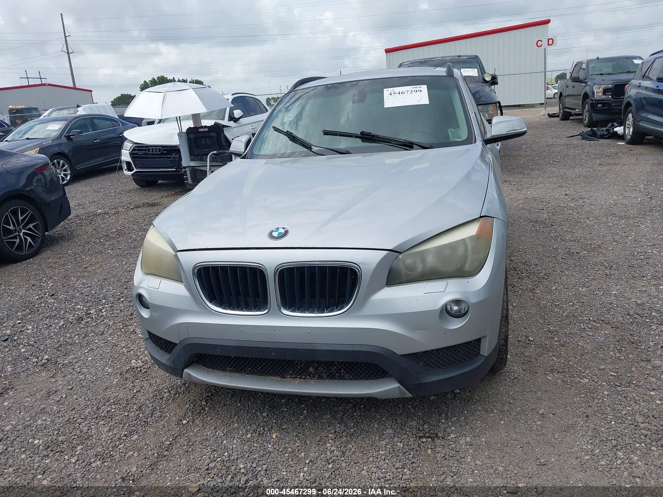 2014 Bmw X1 Xdrive28i Серебряный vin: WBAVL1C53EVY15147