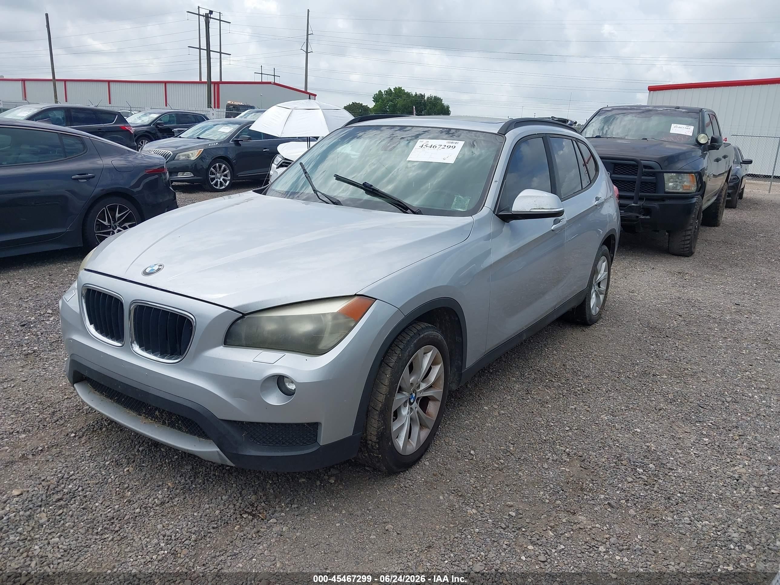 2014 Bmw X1 Xdrive28i Серебряный vin: WBAVL1C53EVY15147