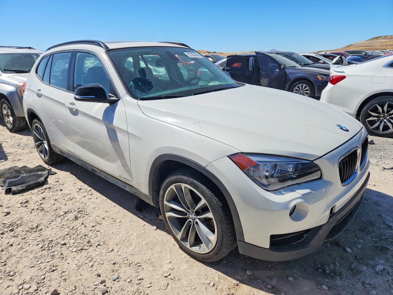 2014 Bmw X1 Xdrive28i White vin: WBAVL1C53EVY18811