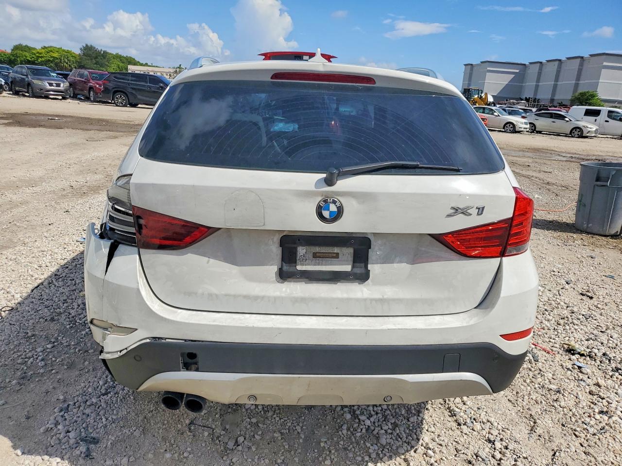 2015 Bmw X1 Xdrive28i White vin: WBAVL1C53FVY24884
