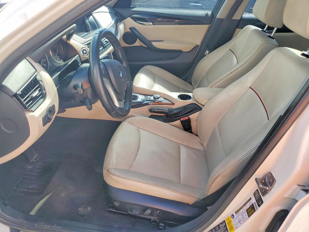 2015 Bmw X1 Xdrive28i White vin: WBAVL1C53FVY24884