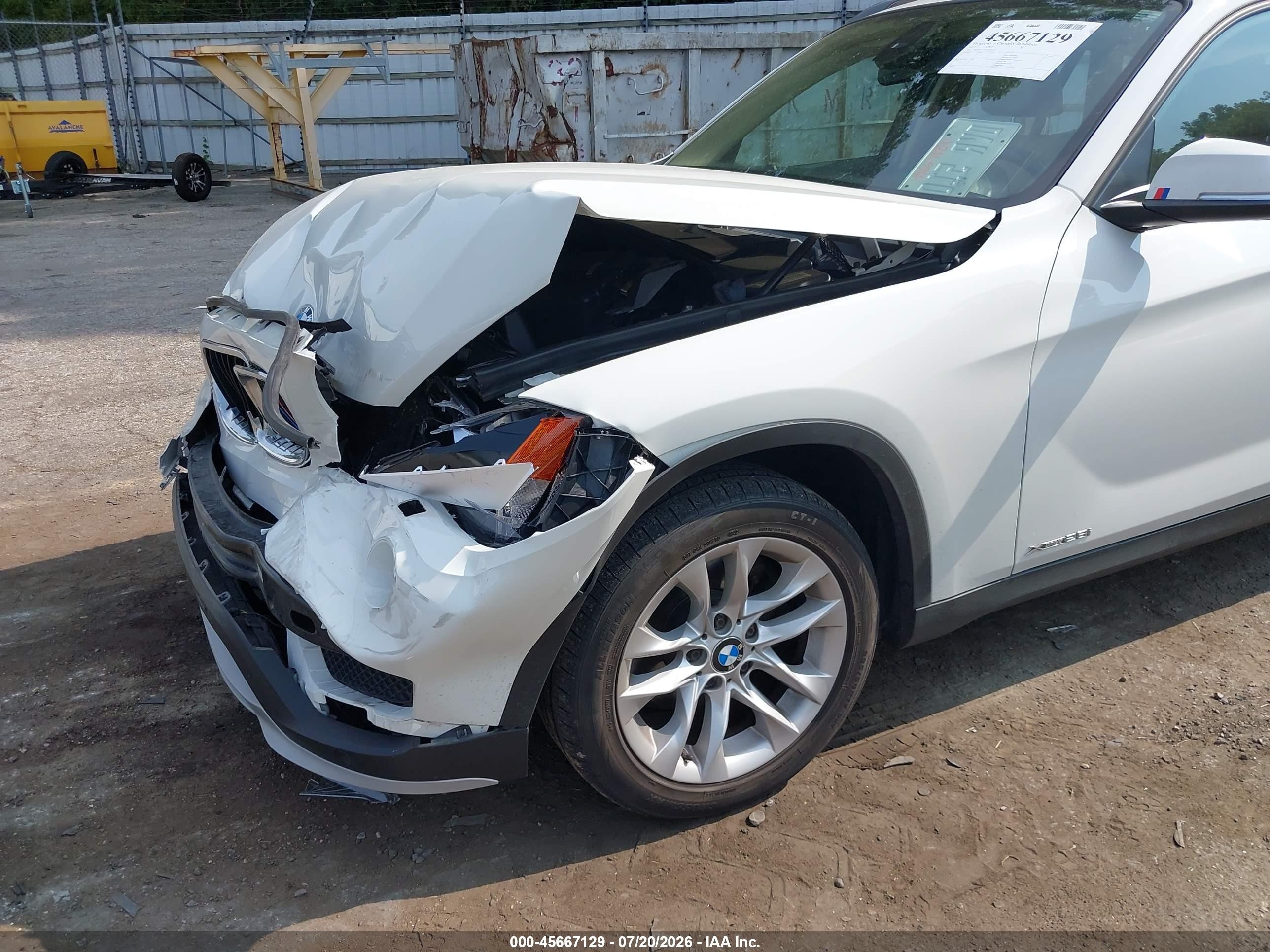 2015 Bmw X1 Xdrive28i White vin: WBAVL1C53FVY26120