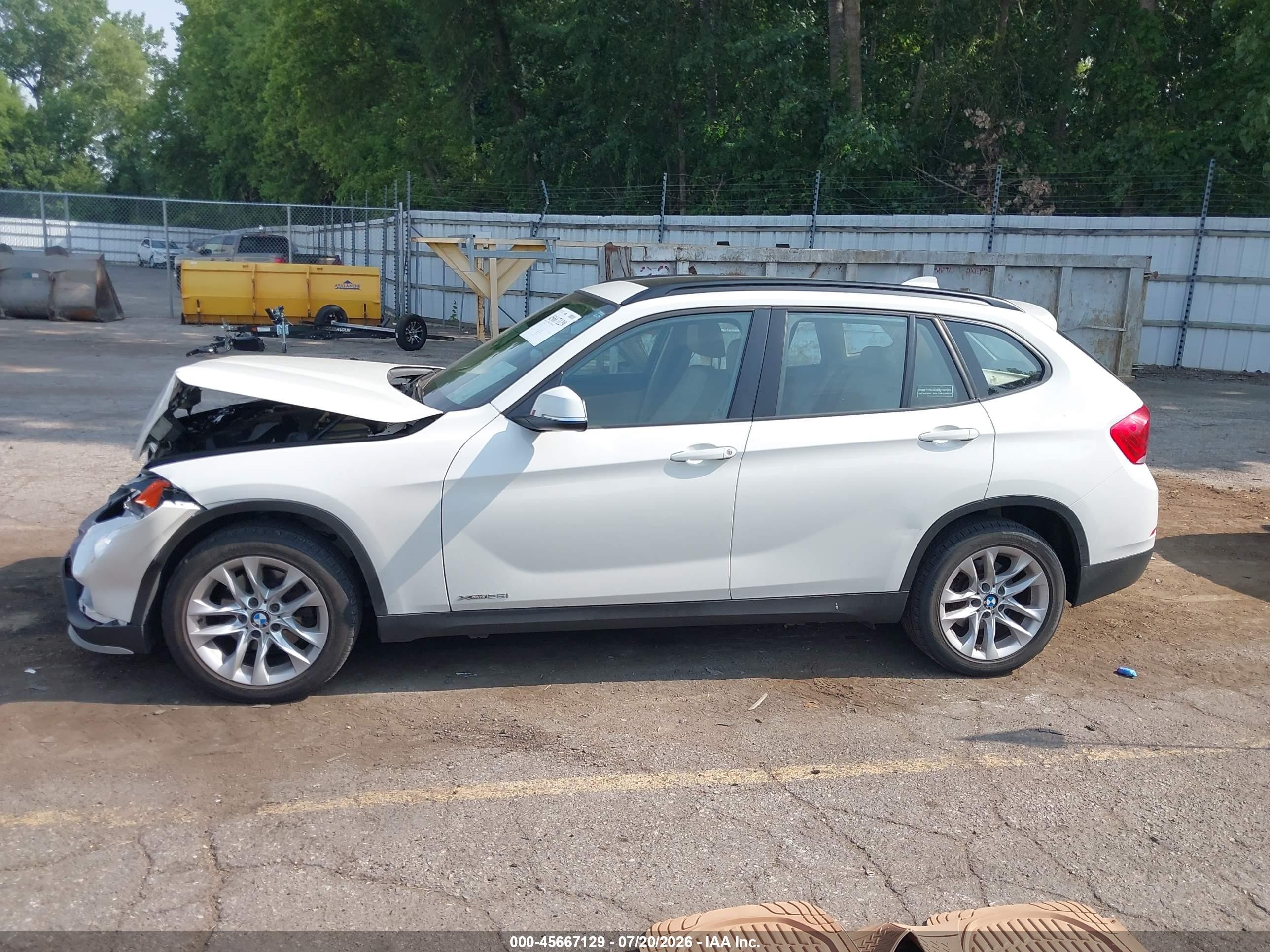 2015 Bmw X1 Xdrive28i White vin: WBAVL1C53FVY26120