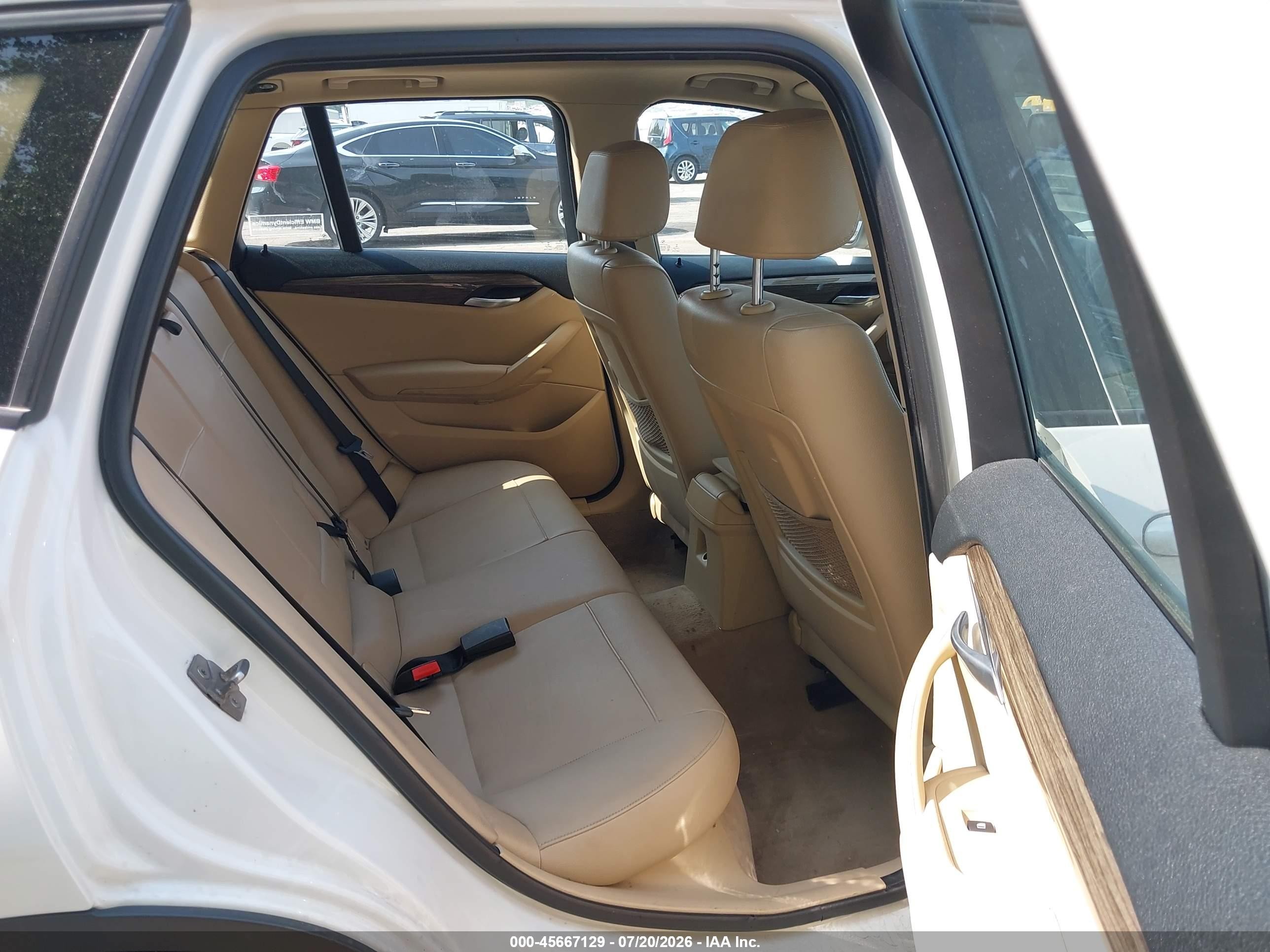 2015 Bmw X1 Xdrive28i White vin: WBAVL1C53FVY26120