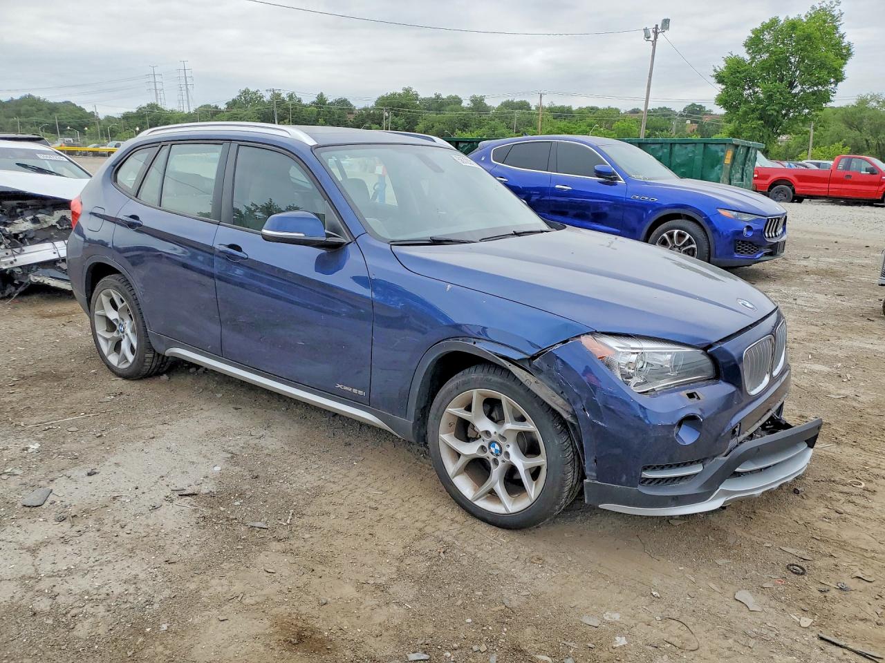 2015 Bmw X1 Xdrive28i Blue vin: WBAVL1C53FVY41555