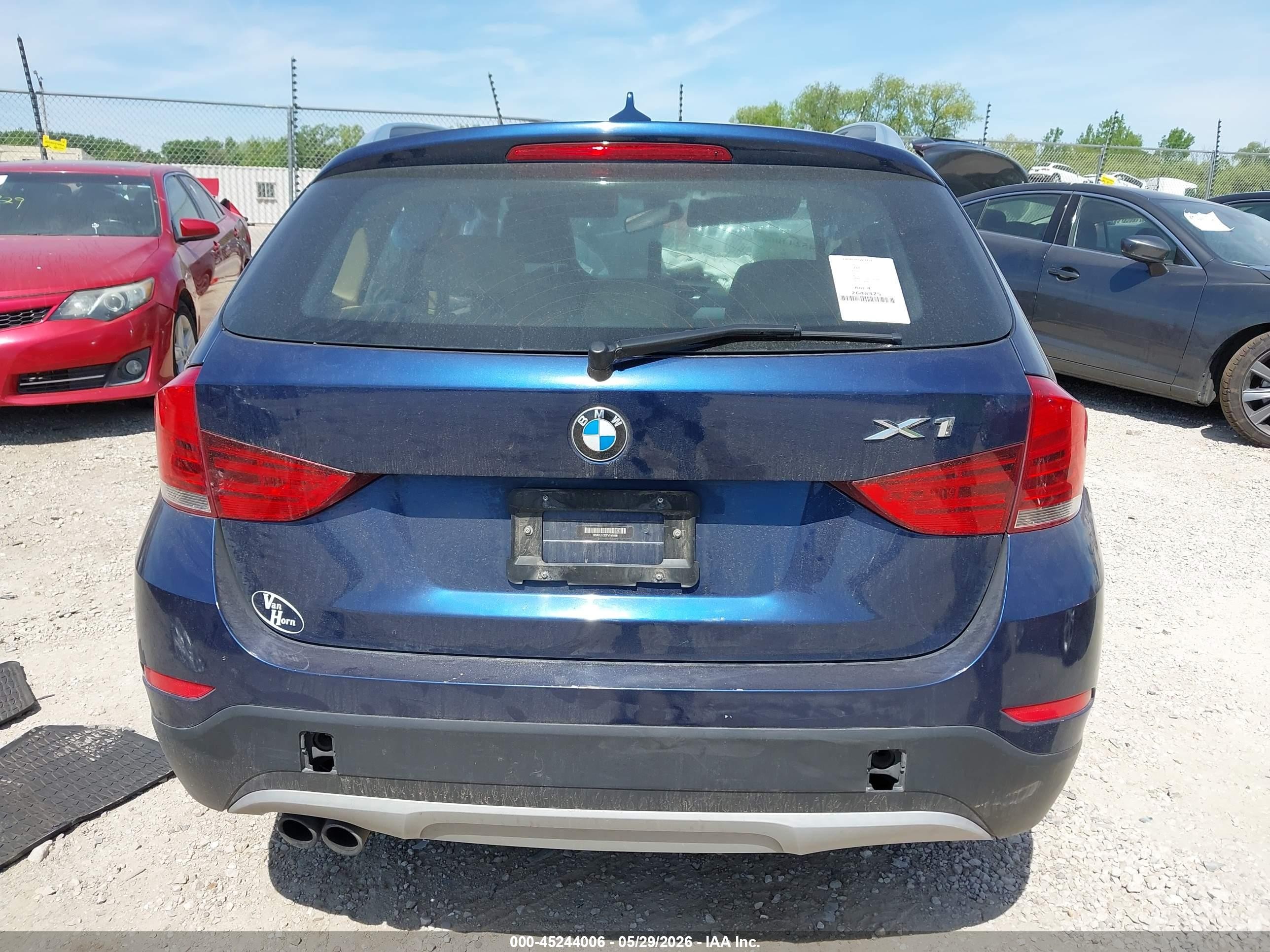 2015 Bmw X1 Xdrive28i Blue vin: WBAVL1C53FVY41698