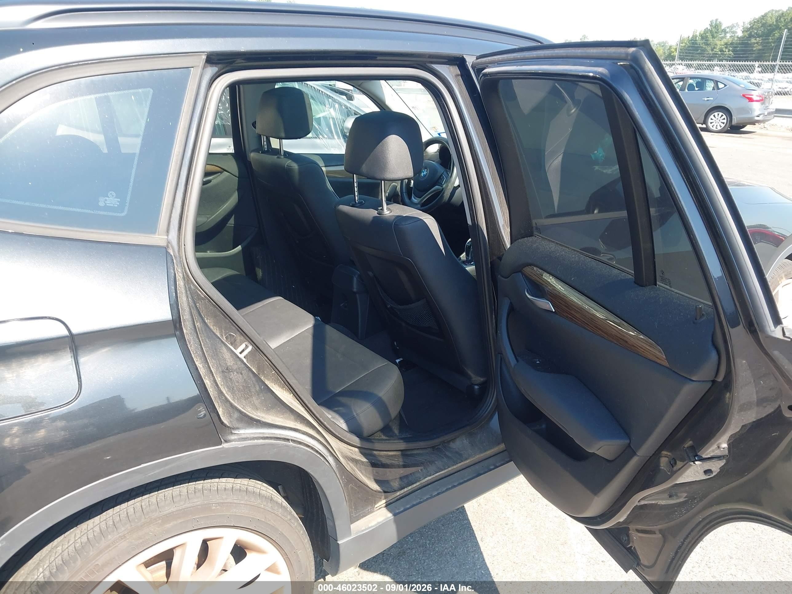 2013 Bmw X1 Xdrive28i Black vin: WBAVL1C54DVR86665