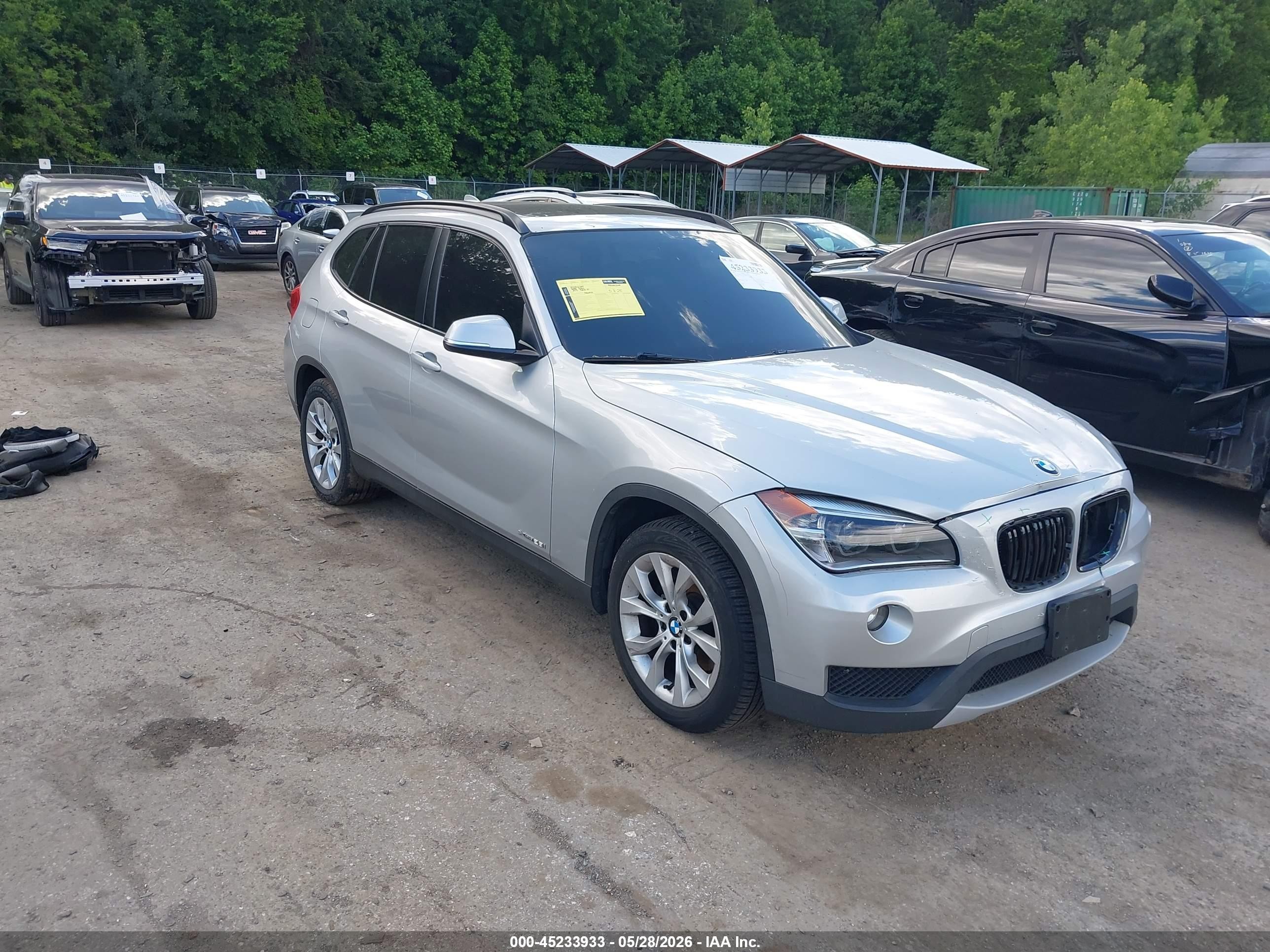 2013 Bmw X1 Xdrive28i Silver vin: WBAVL1C54DVR89291