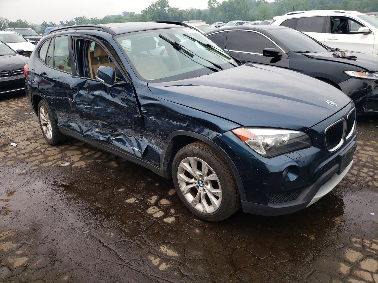 2013 Bmw X1 Xdrive28i Blue vin: WBAVL1C54DVR92482