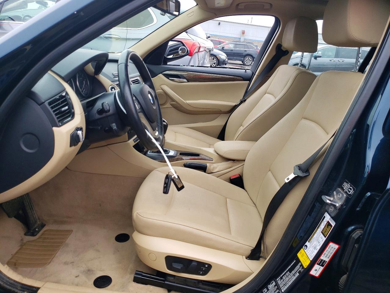 2013 Bmw X1 Xdrive28i Blue vin: WBAVL1C54DVR92482