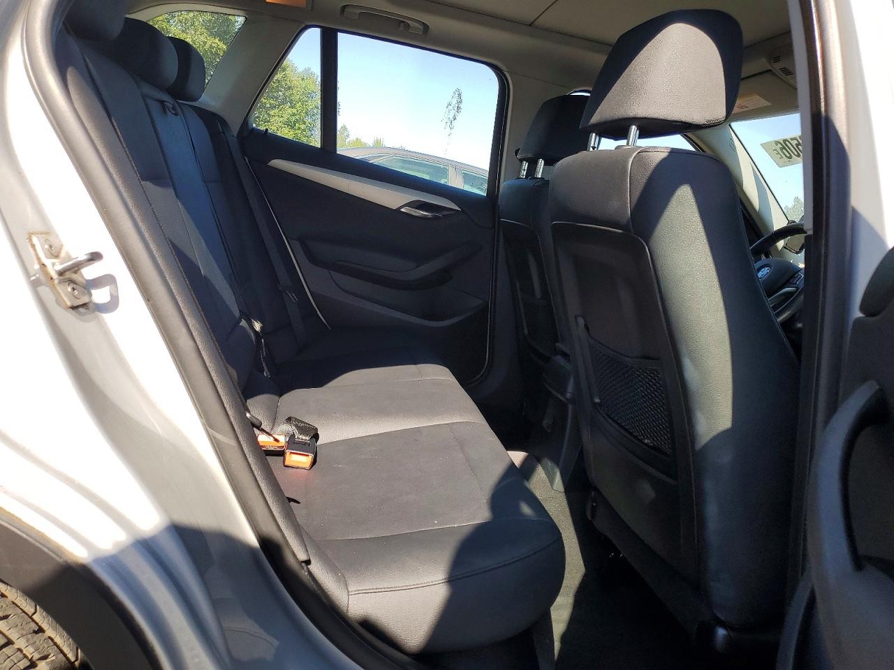 2014 Bmw X1 Xdrive28i Silver vin: WBAVL1C54EVY23810