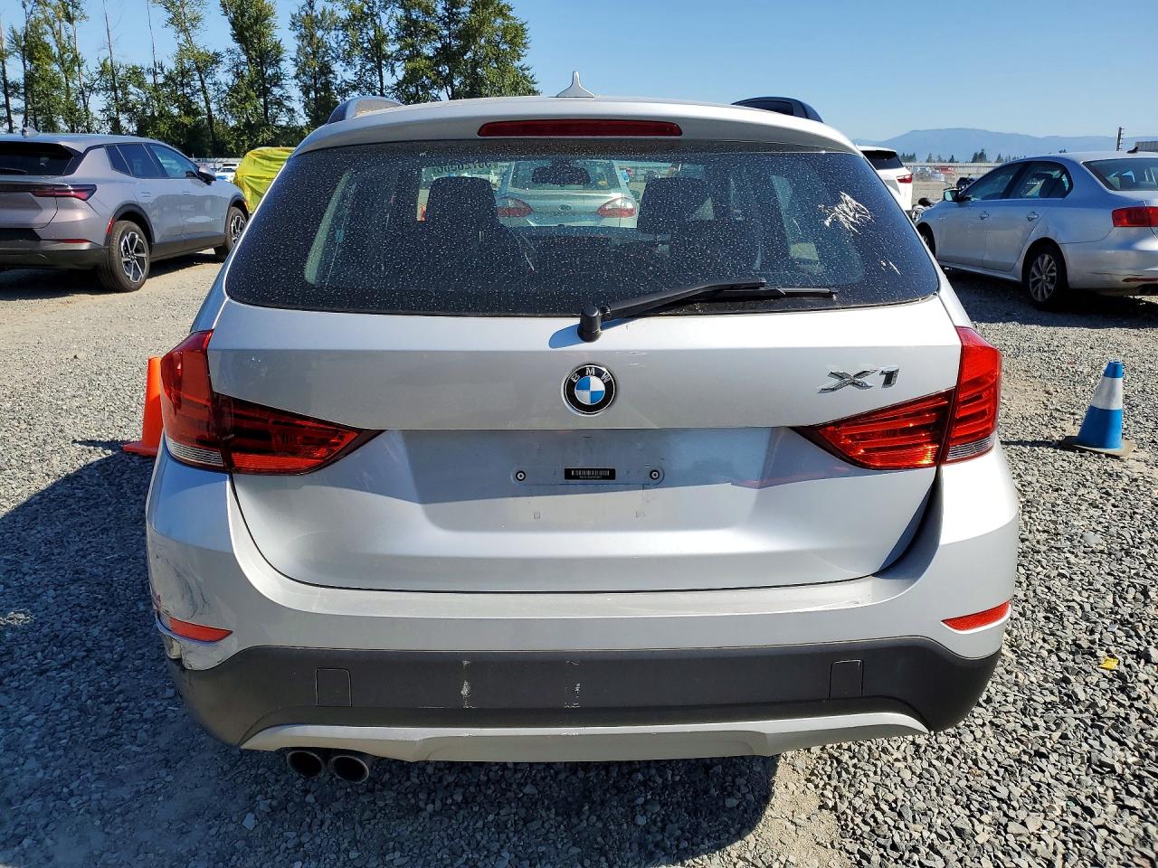 2014 Bmw X1 Xdrive28i Silver vin: WBAVL1C54EVY23810