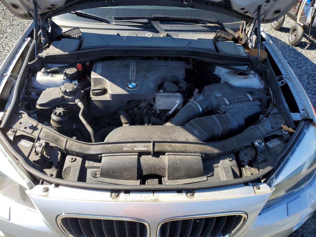 2014 Bmw X1 Xdrive28i Silver vin: WBAVL1C54EVY23810