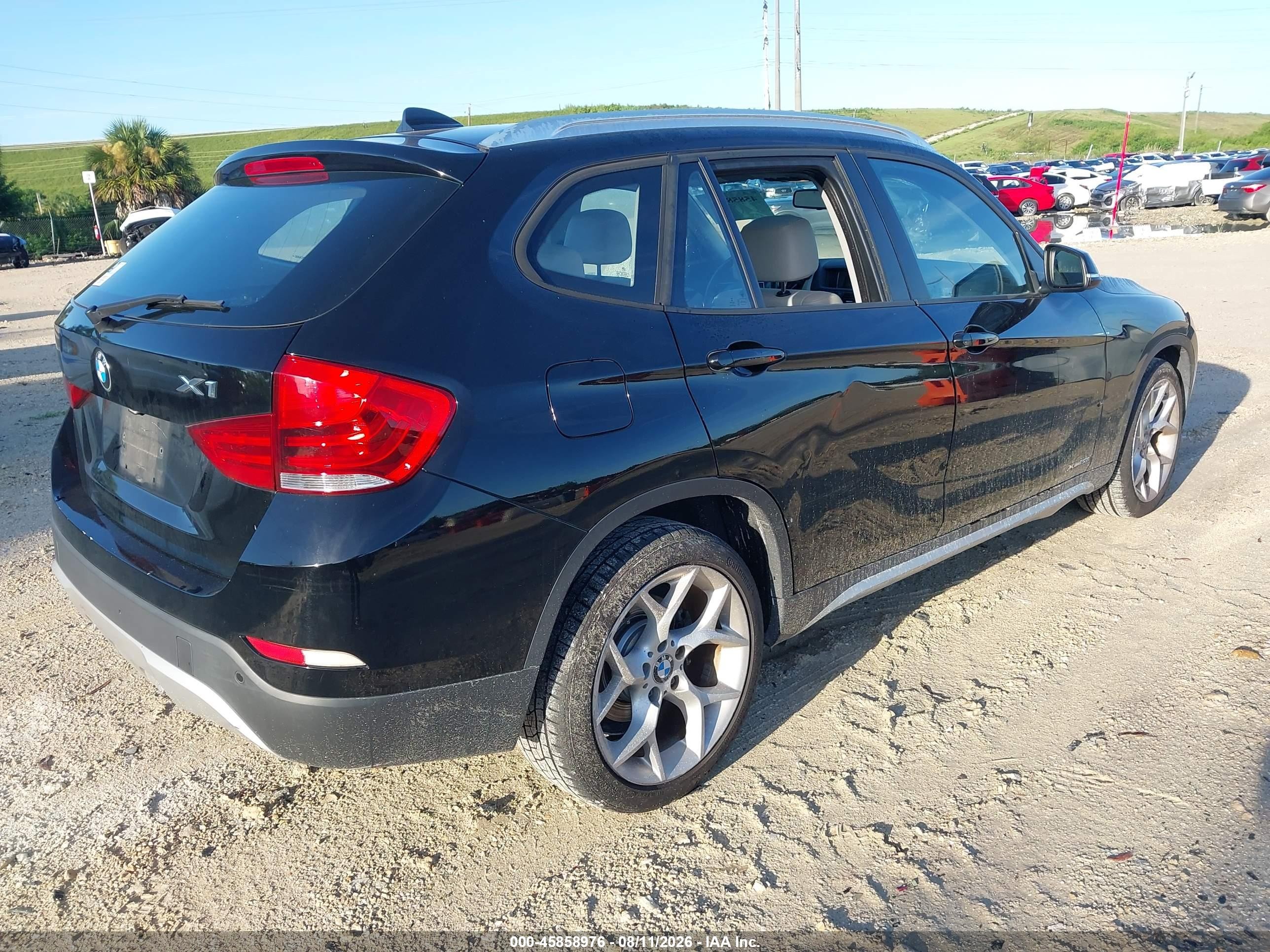 2015 Bmw X1 Xdrive28i Black vin: WBAVL1C54FVY31942