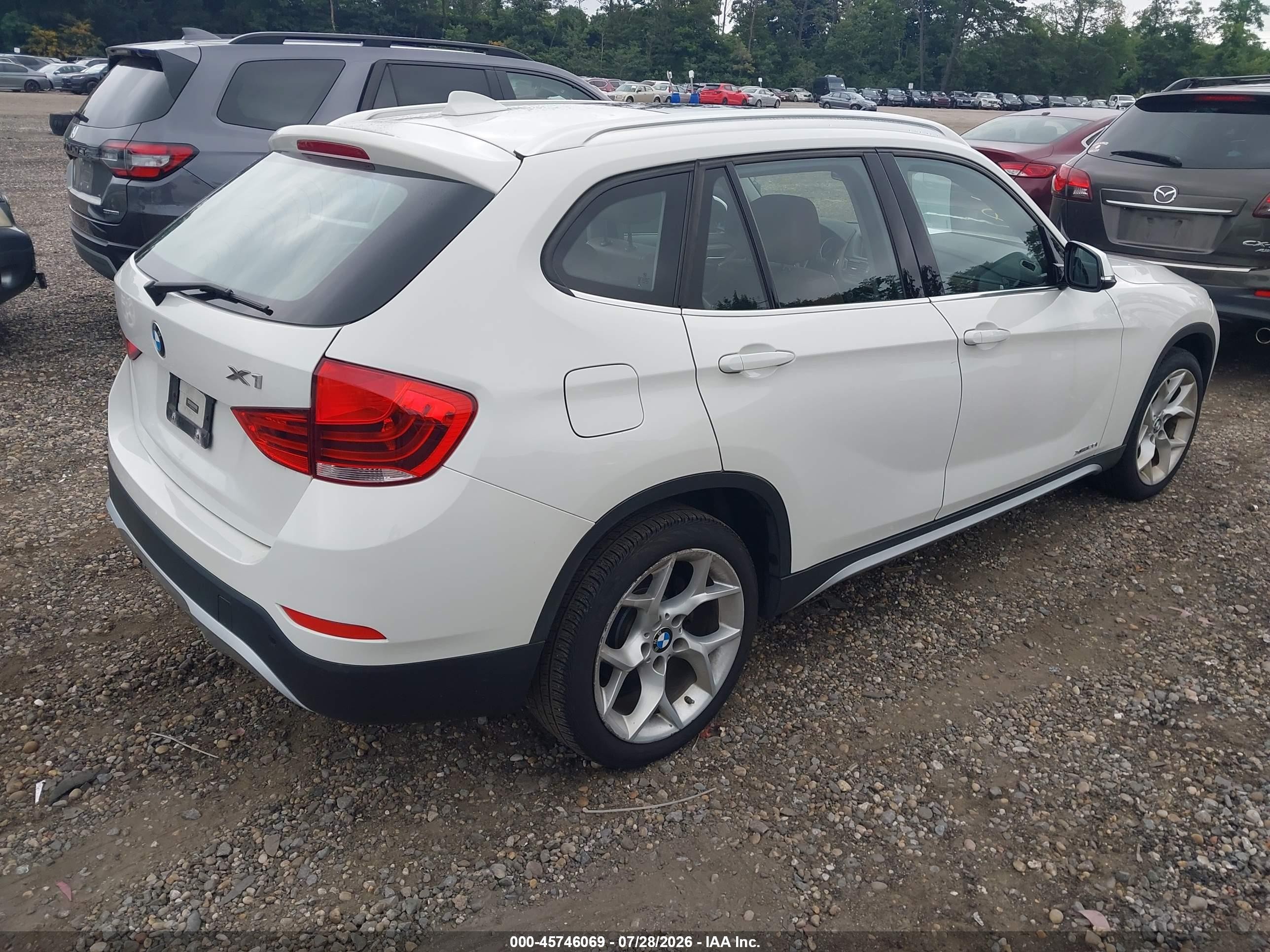 2015 Bmw X1 Xdrive28i White vin: WBAVL1C54FVY38325