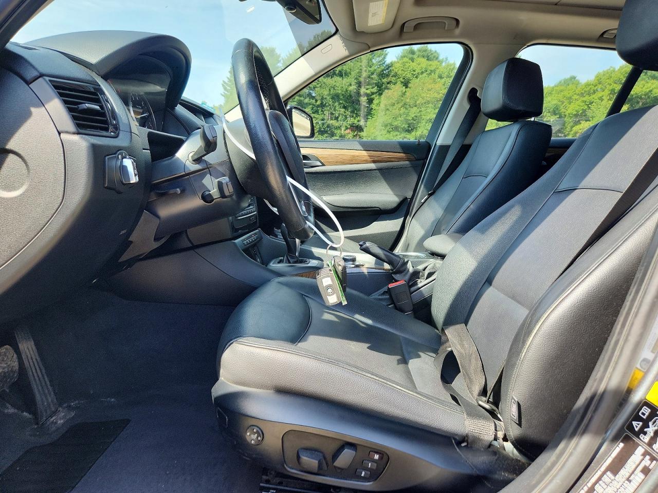 2015 Bmw X1 Xdrive28i Gray vin: WBAVL1C54FVY39183