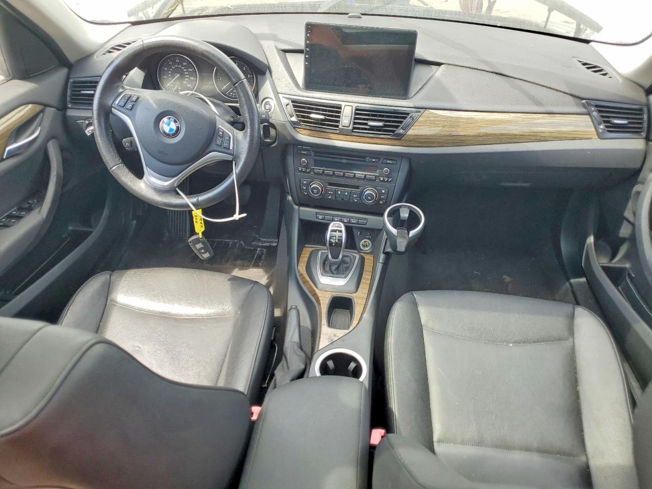2013 Bmw X1 Xdrive28i White vin: WBAVL1C55DVR81863