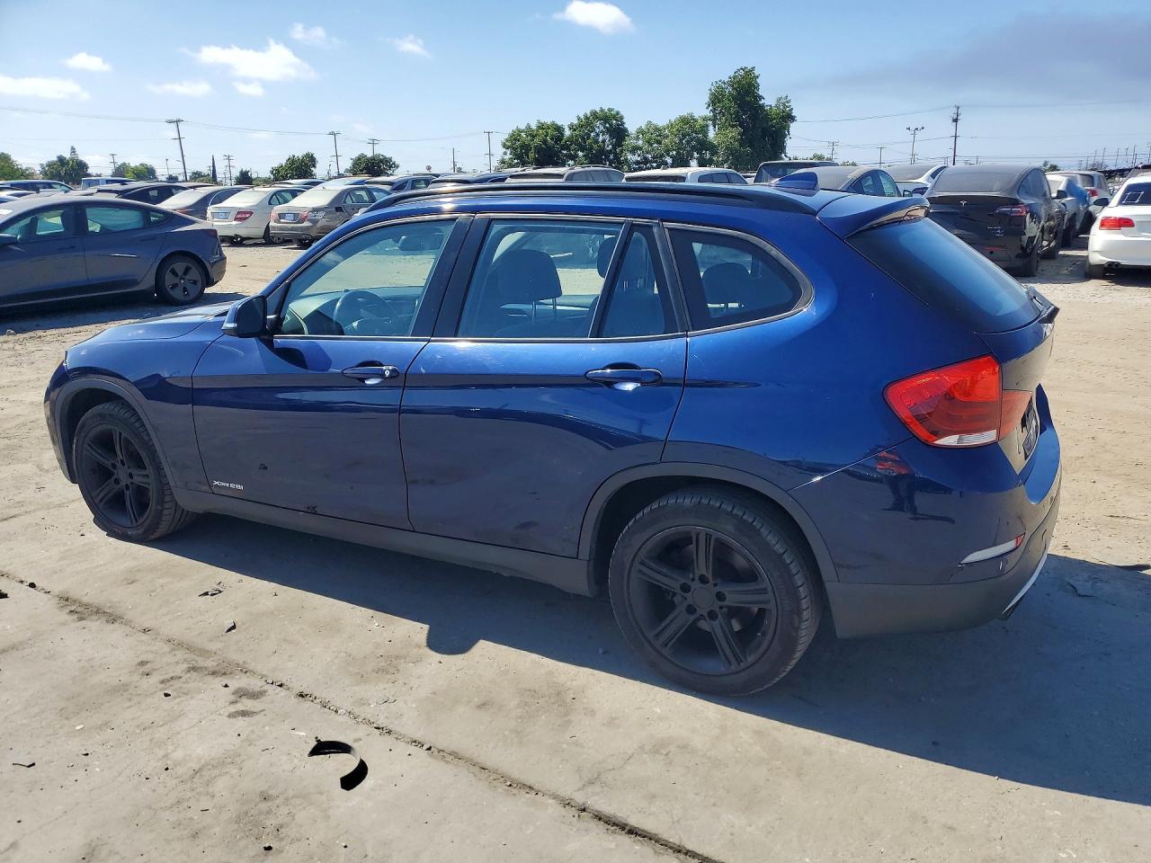 2013 Bmw X1 Xdrive28i Blue vin: WBAVL1C55DVR83595