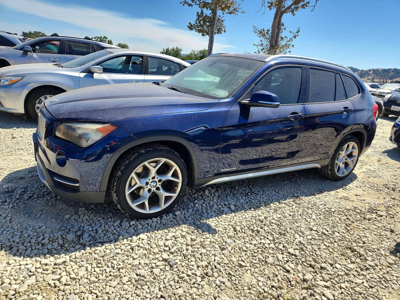 2013 Bmw X1 Xdrive28i Blue vin: WBAVL1C55DVR84231