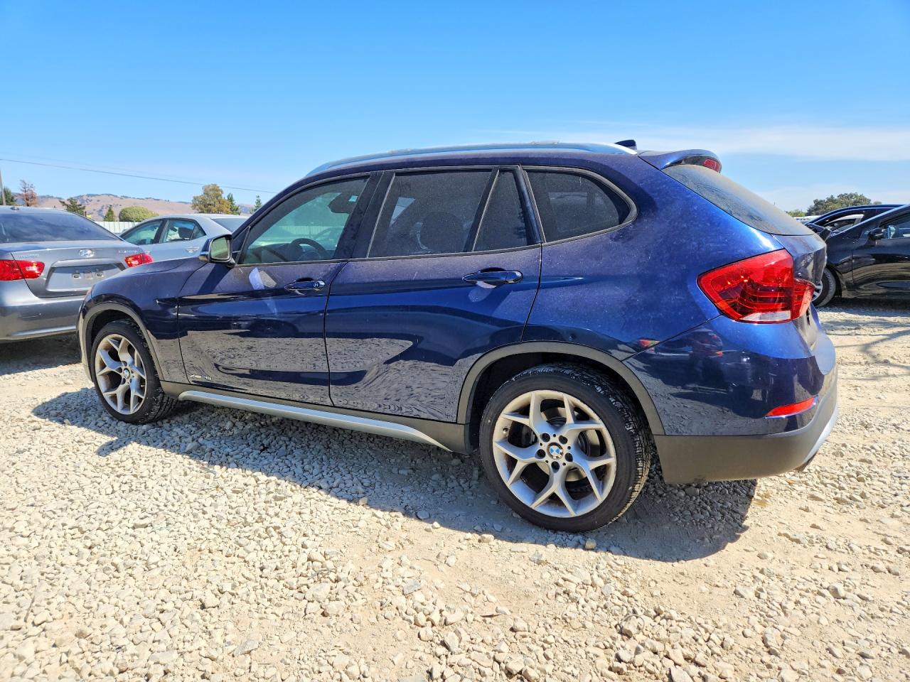 2013 Bmw X1 Xdrive28i Blue vin: WBAVL1C55DVR84231