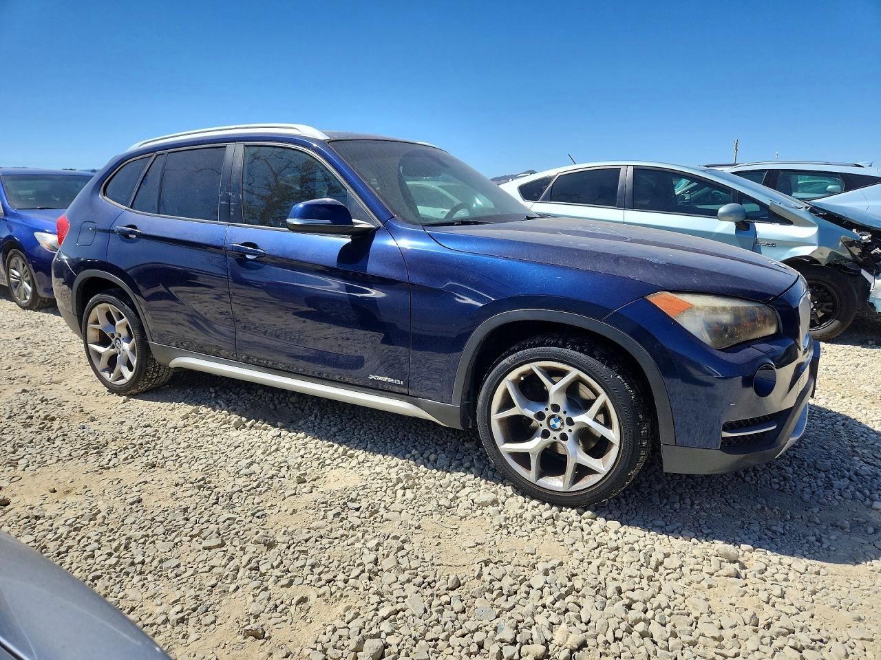 2013 Bmw X1 Xdrive28i Blue vin: WBAVL1C55DVR84231