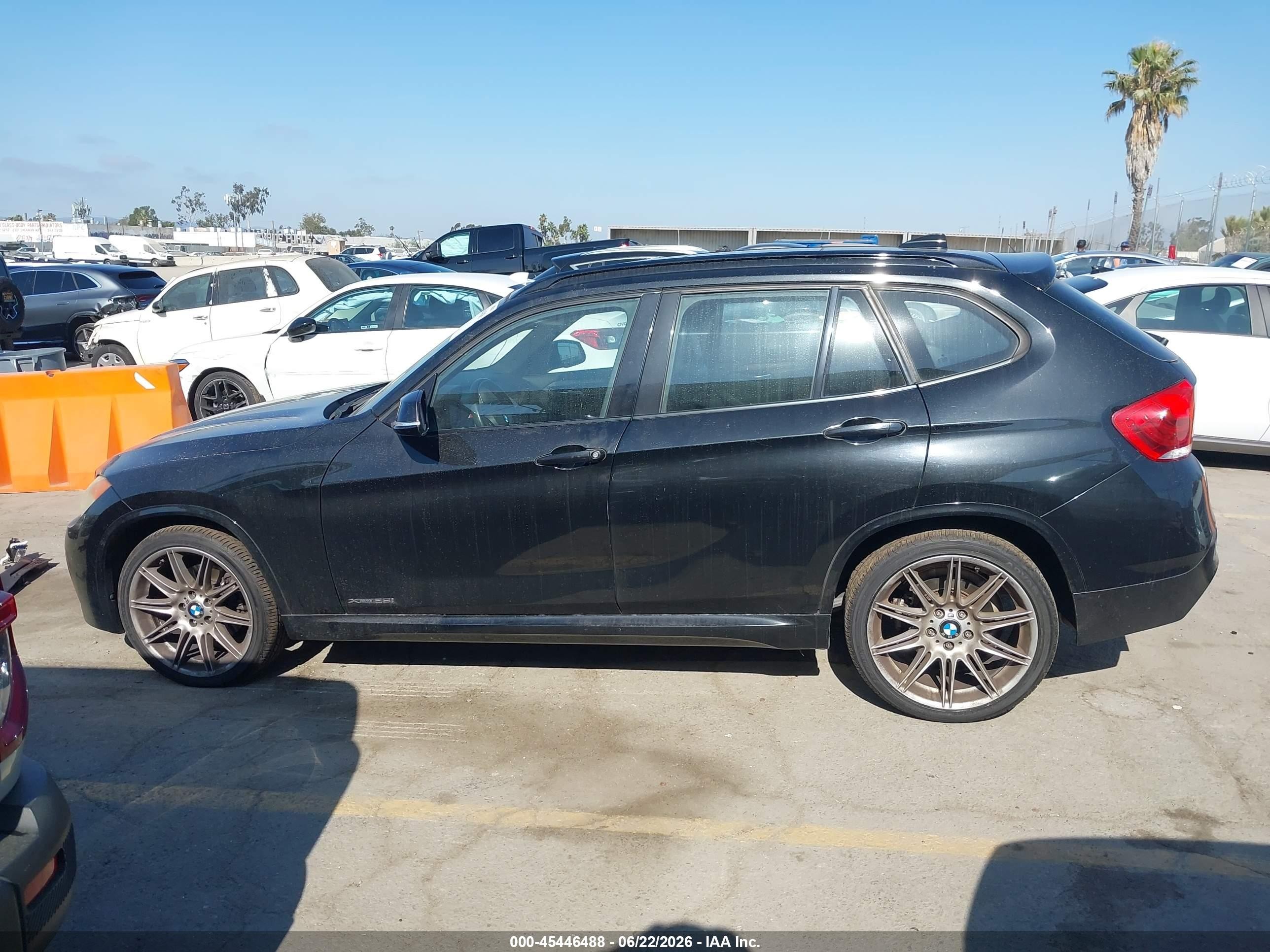 2013 Bmw X1 Xdrive28i Black vin: WBAVL1C55DVR89655
