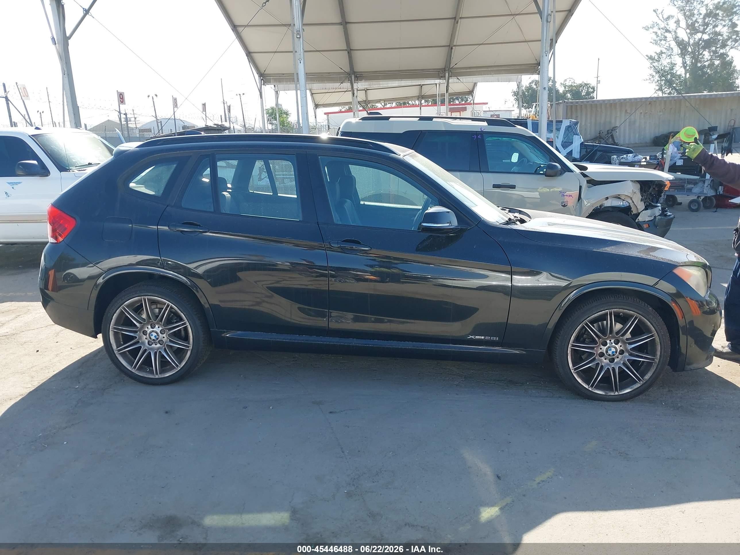 2013 Bmw X1 Xdrive28i Black vin: WBAVL1C55DVR89655