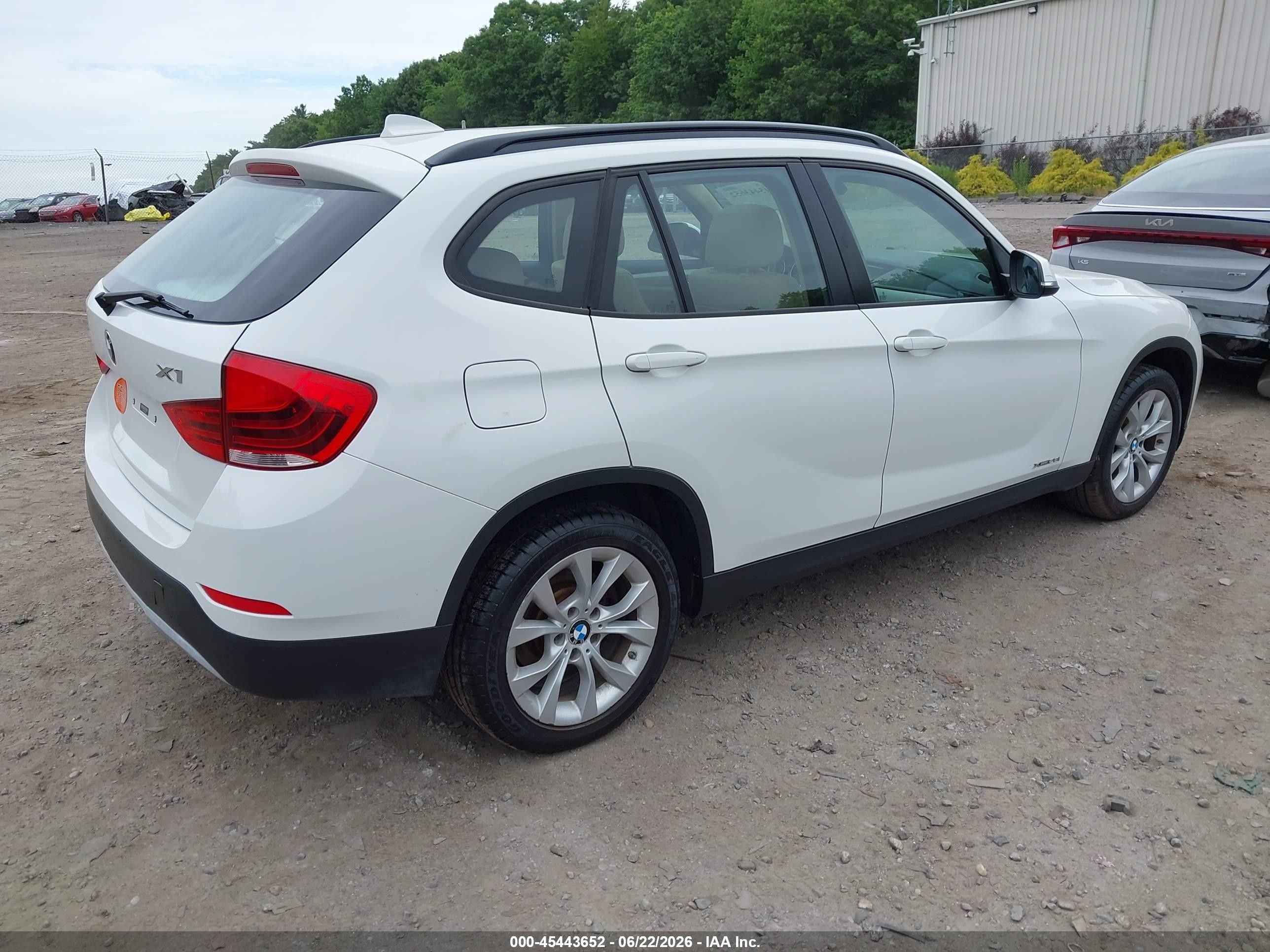 2014 Bmw X1 Xdrive28i White vin: WBAVL1C55EVR92668