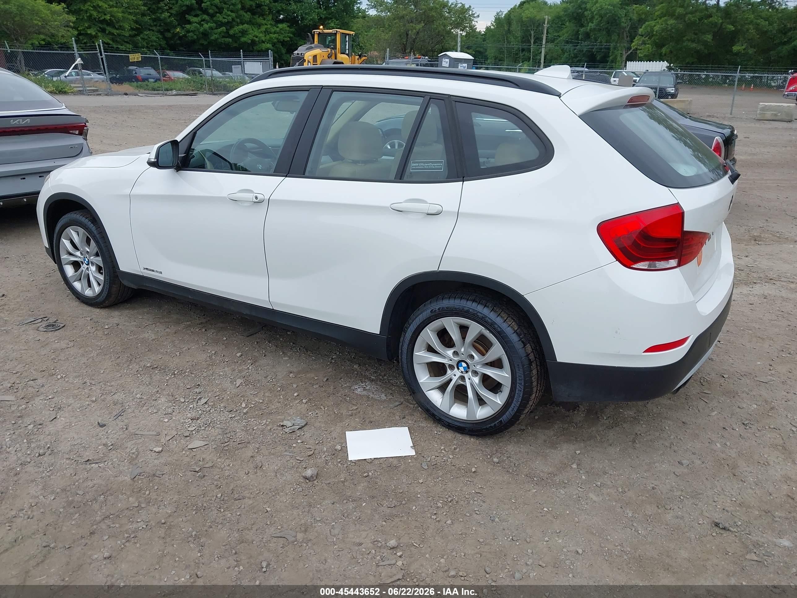 2014 Bmw X1 Xdrive28i White vin: WBAVL1C55EVR92668