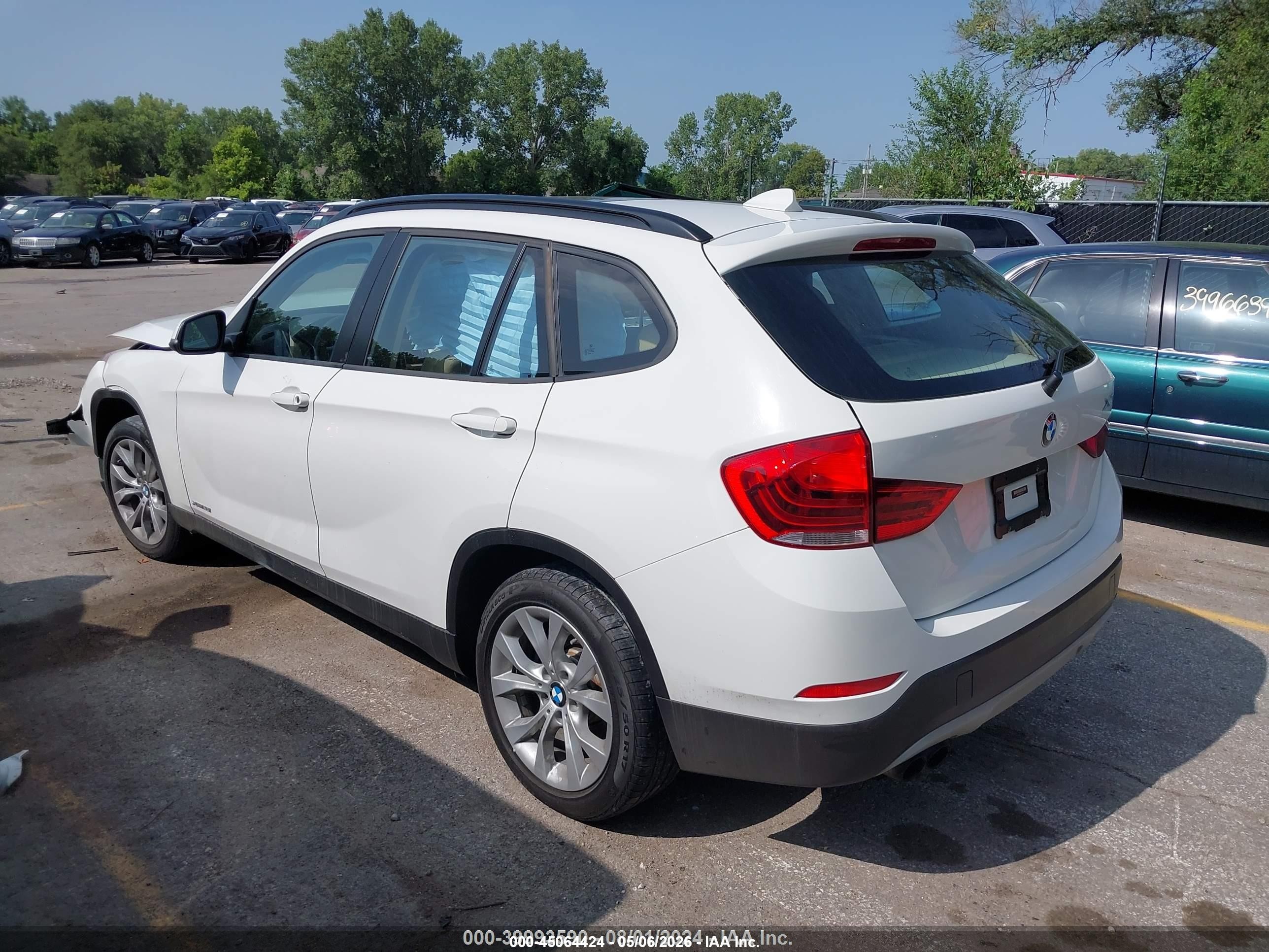 2014 Bmw X1 Xdrive28i Белый vin: WBAVL1C55EVY14453