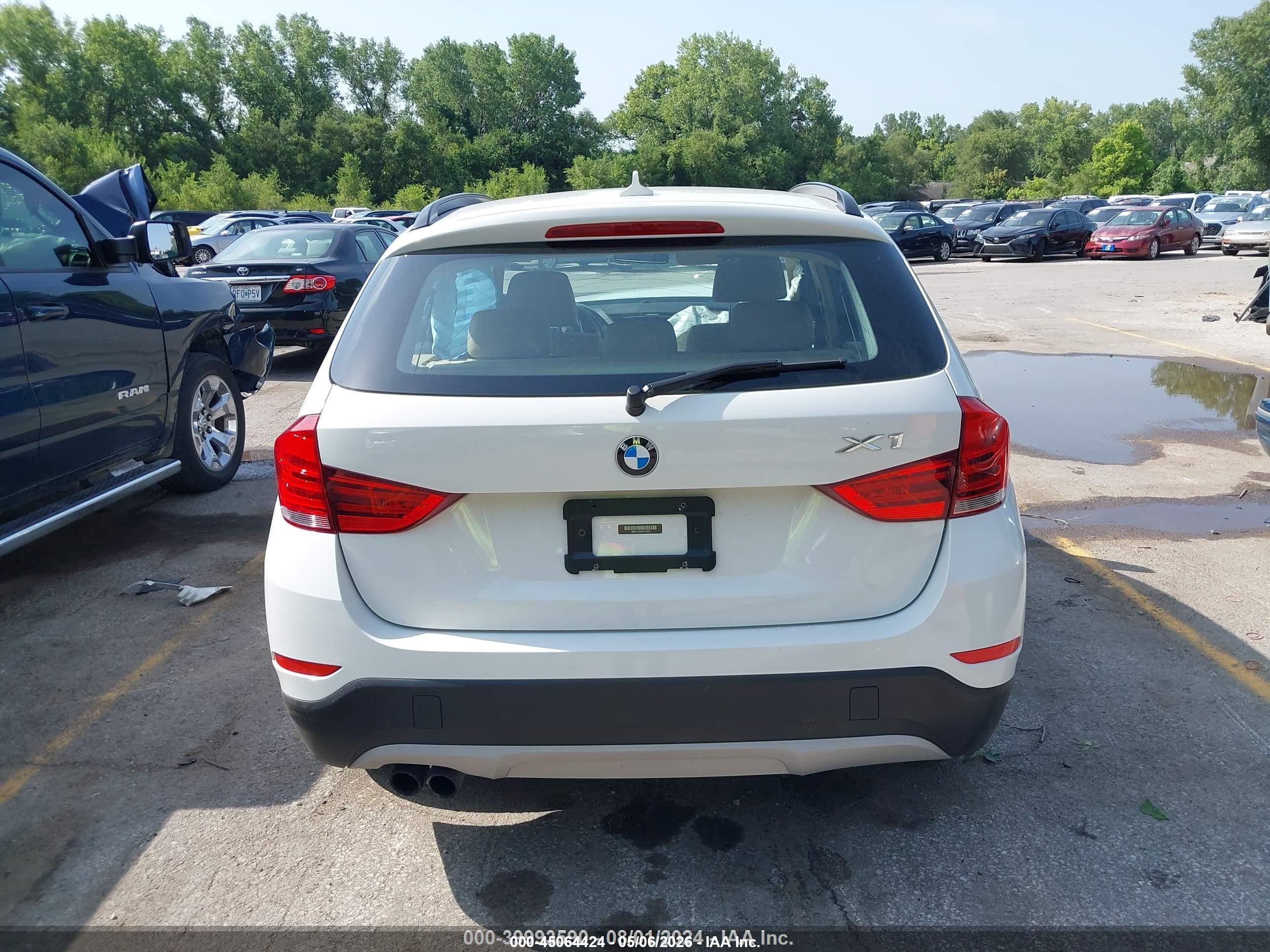 2014 Bmw X1 Xdrive28i Белый vin: WBAVL1C55EVY14453
