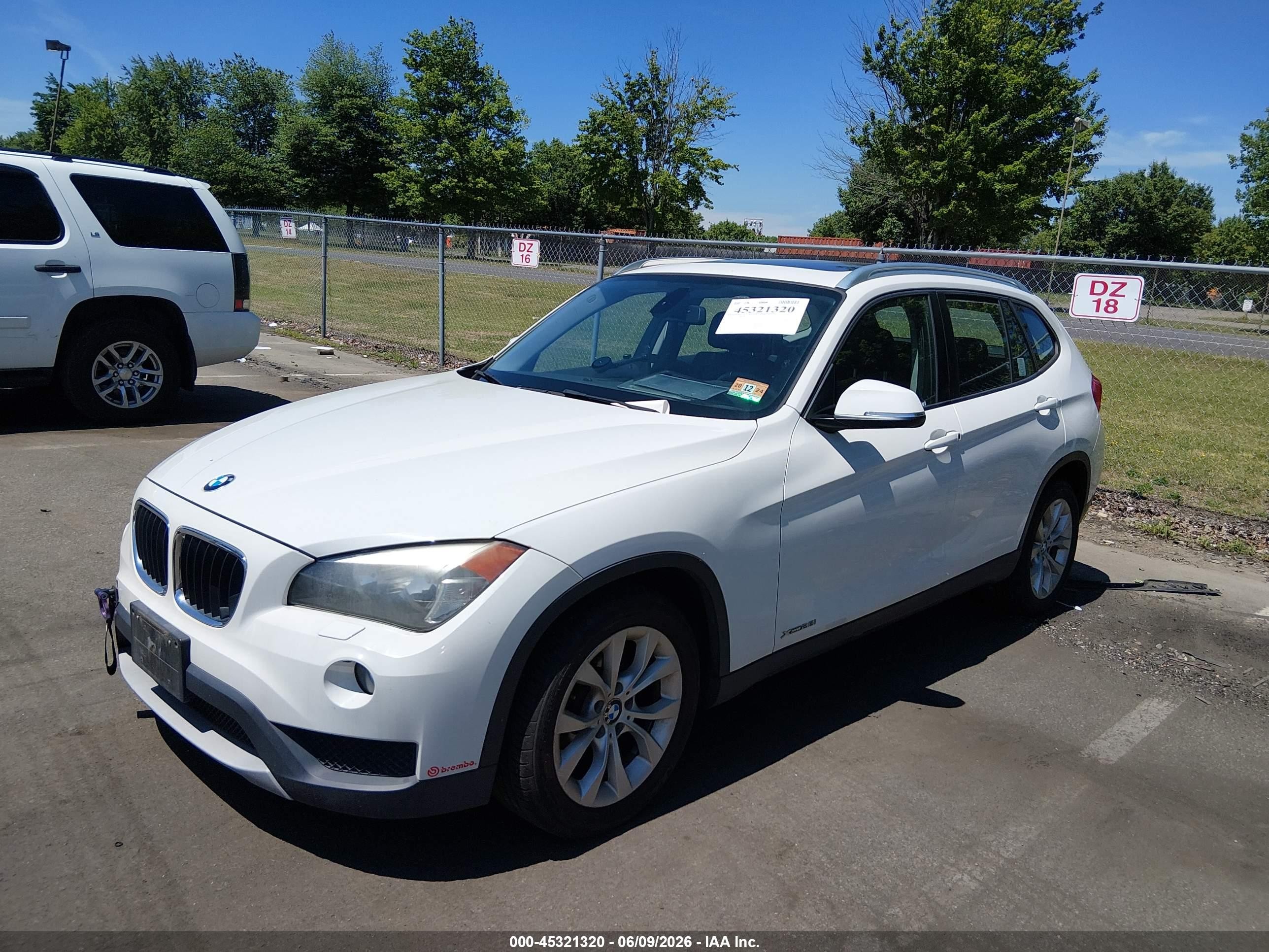 2014 Bmw X1 Xdrive28i White vin: WBAVL1C55EVY14579