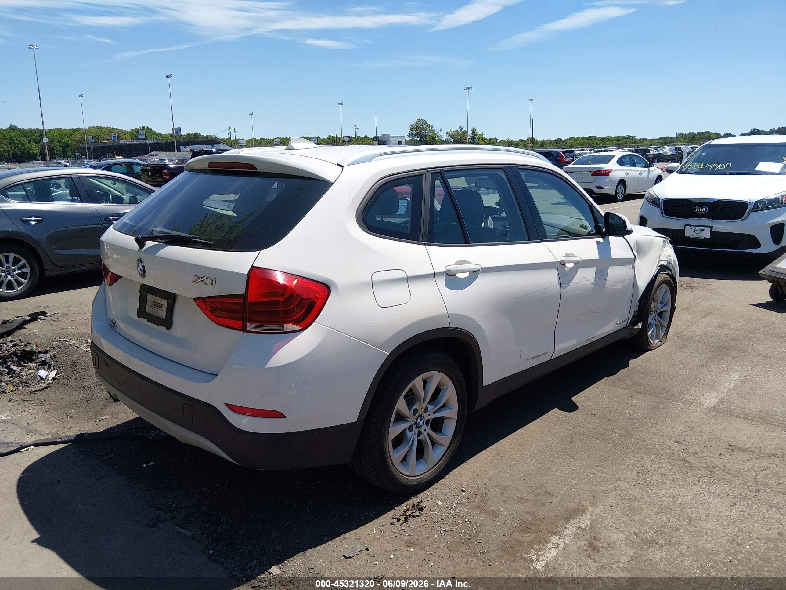 2014 Bmw X1 Xdrive28i White vin: WBAVL1C55EVY14579