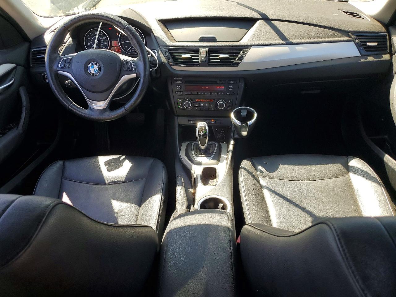 2014 Bmw X1 Xdrive28i Черный vin: WBAVL1C55EVY16400