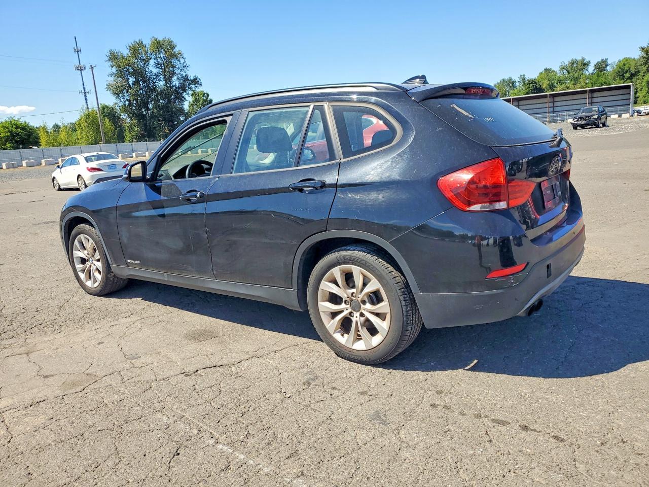 2014 Bmw X1 Xdrive28i Черный vin: WBAVL1C55EVY16400